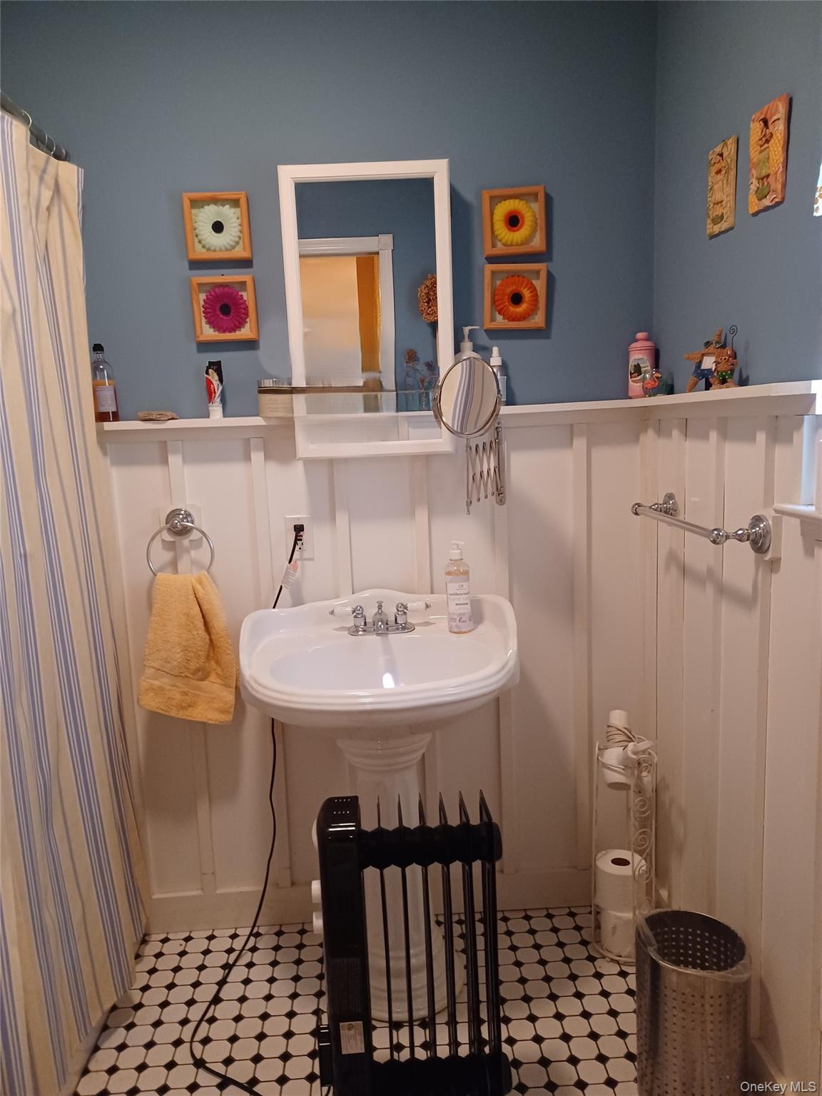 Single Family Jefferson Drive Suffolk County, NY 11951, MLS-1059252-17