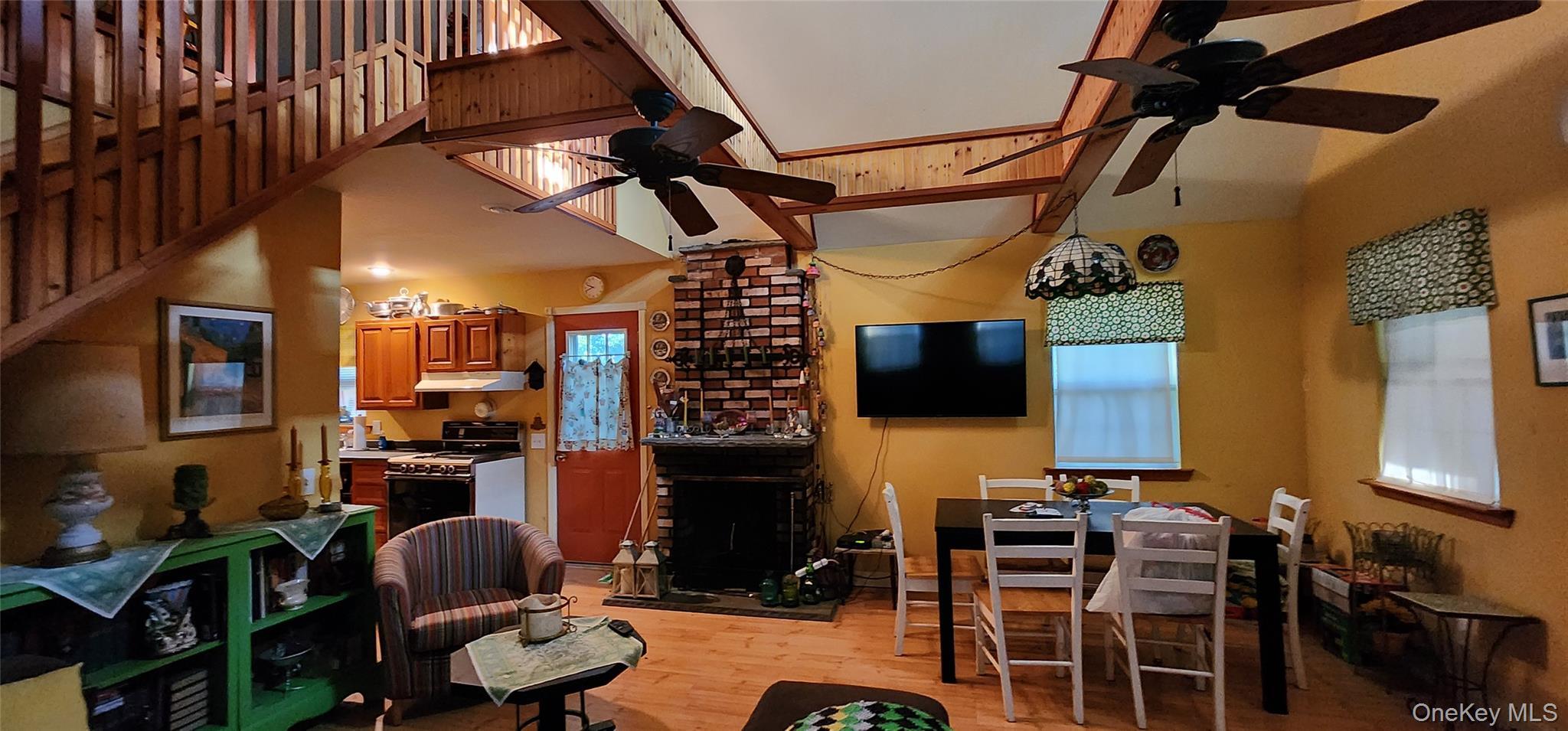 Single Family Jefferson Drive Suffolk County, NY 11951, MLS-1059252-9