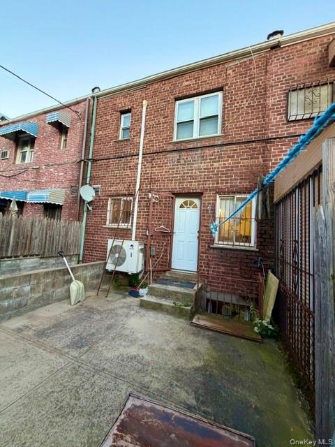 Single Family Barnes Avenue Bronx, NY 10470, MLS-1059286-17