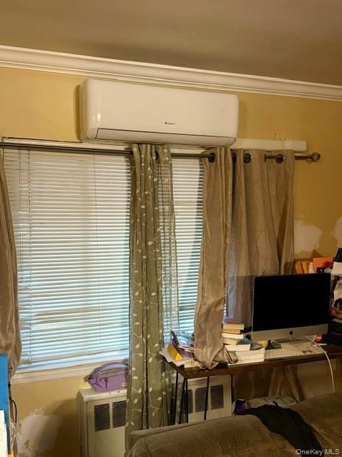Single Family Barnes Avenue Bronx, NY 10470, MLS-1059286-7