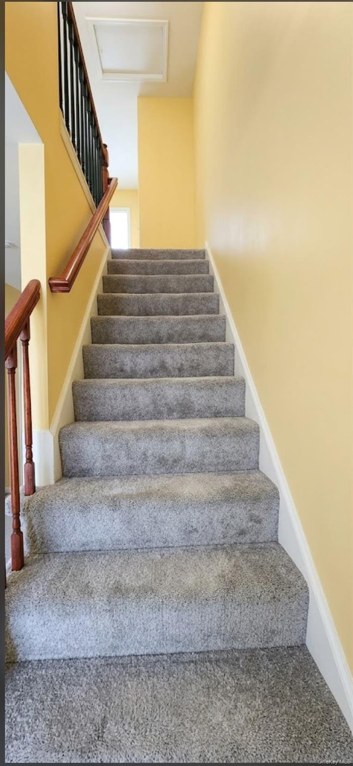 Single Family E 216th Street Bronx, NY 10467, MLS-1059303-11