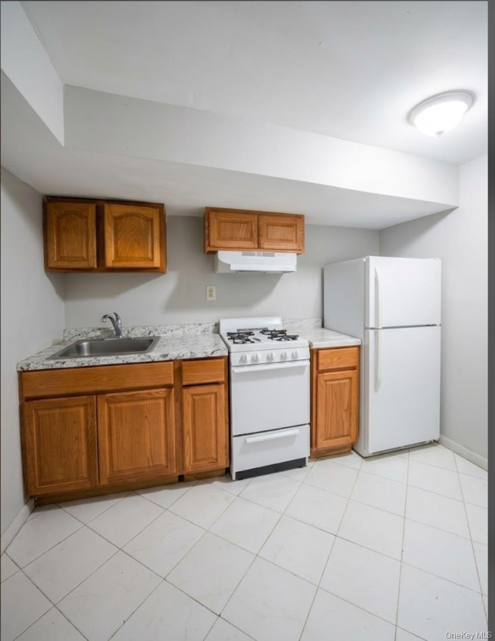 Single Family E 216th Street Bronx, NY 10467, MLS-1059303-19