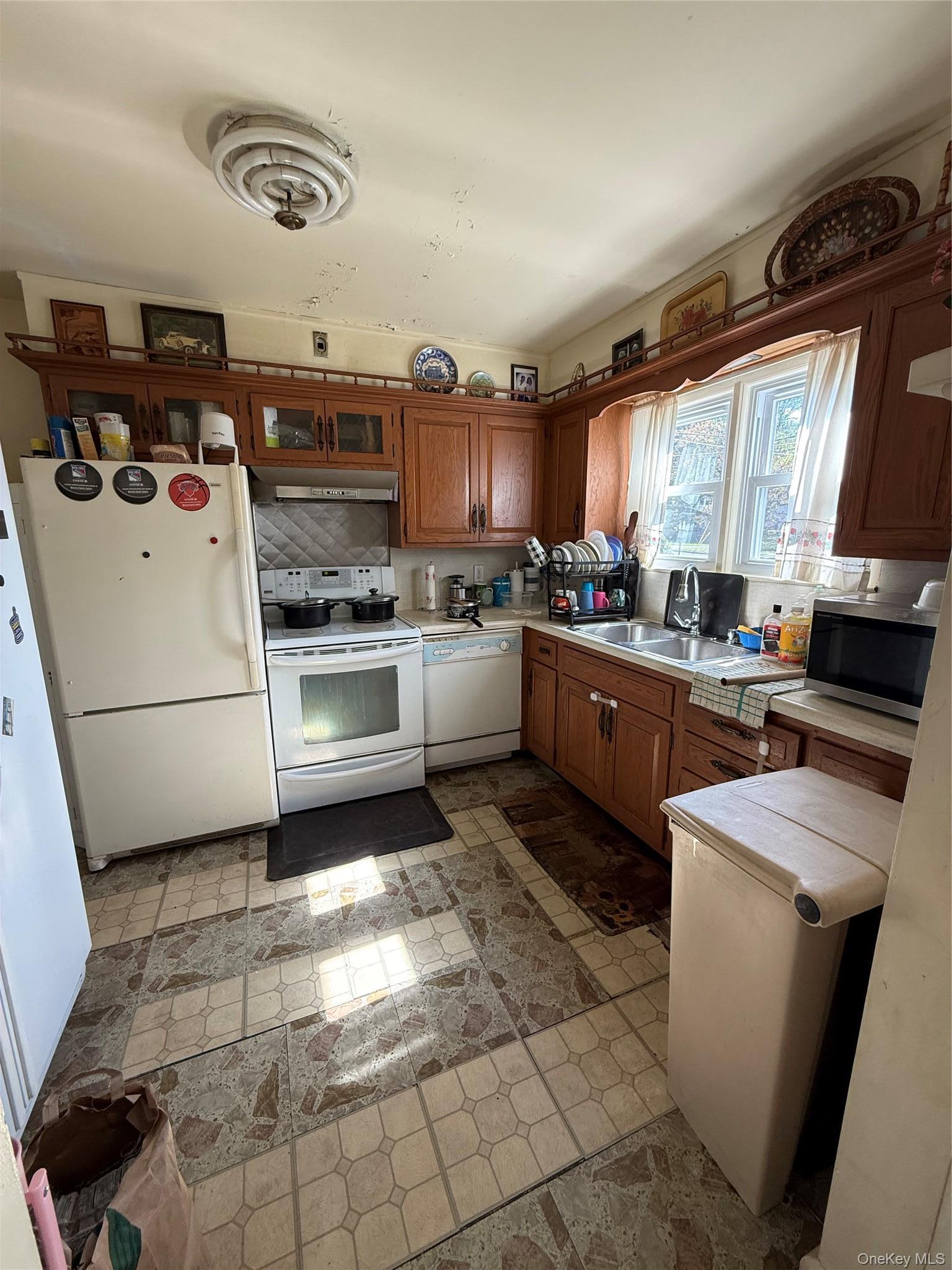 Single Family College Avenue  Dutchess County, NY 12603, MLS-1059316-17