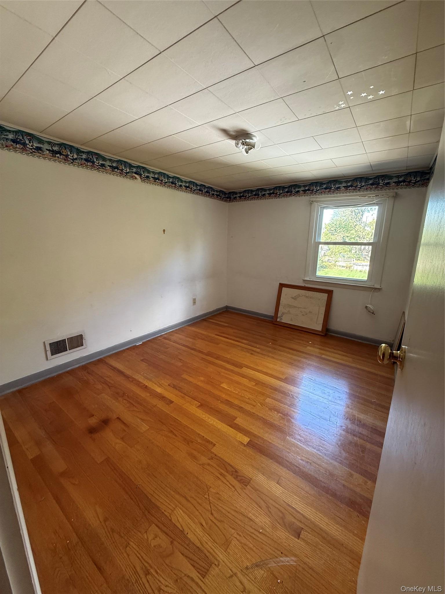 Single Family College Avenue  Dutchess County, NY 12603, MLS-1059316-8