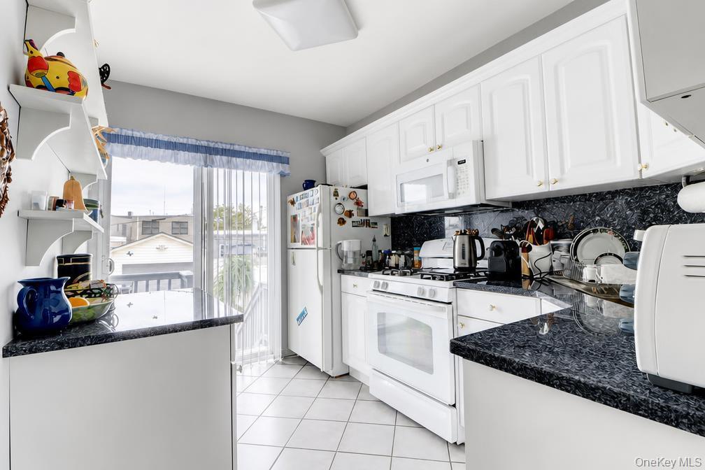 Single Family 62nd Road  Queens, NY 11379, MLS-1059332-10