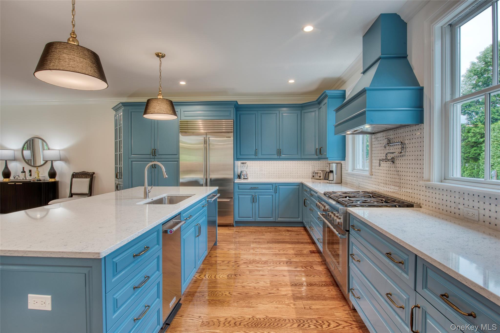 Single Family S Country Road Suffolk County, NY 11960, MLS-1059337-10