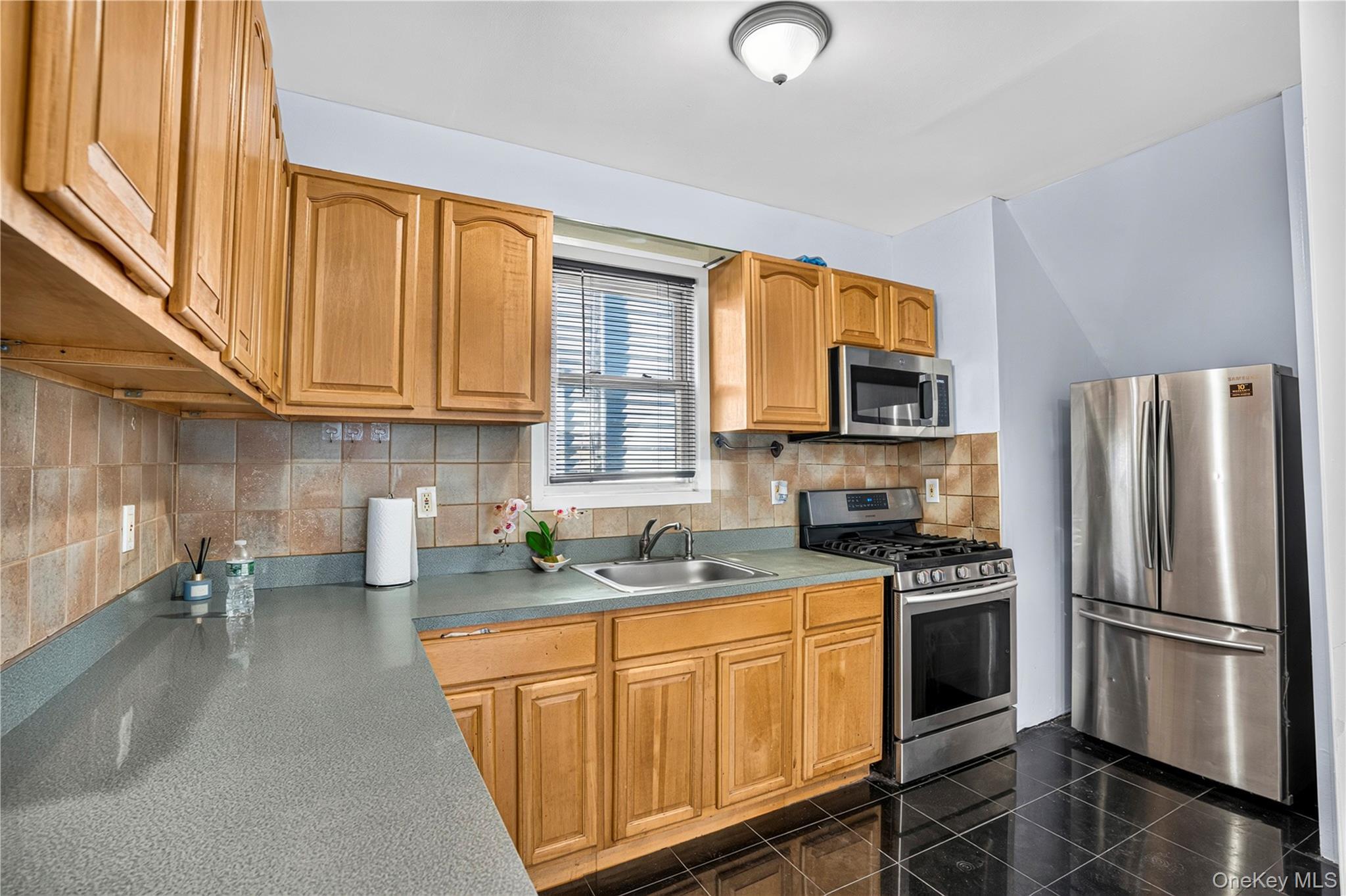 Single Family 209th Street Queens, NY 11429, MLS-1059353-11
