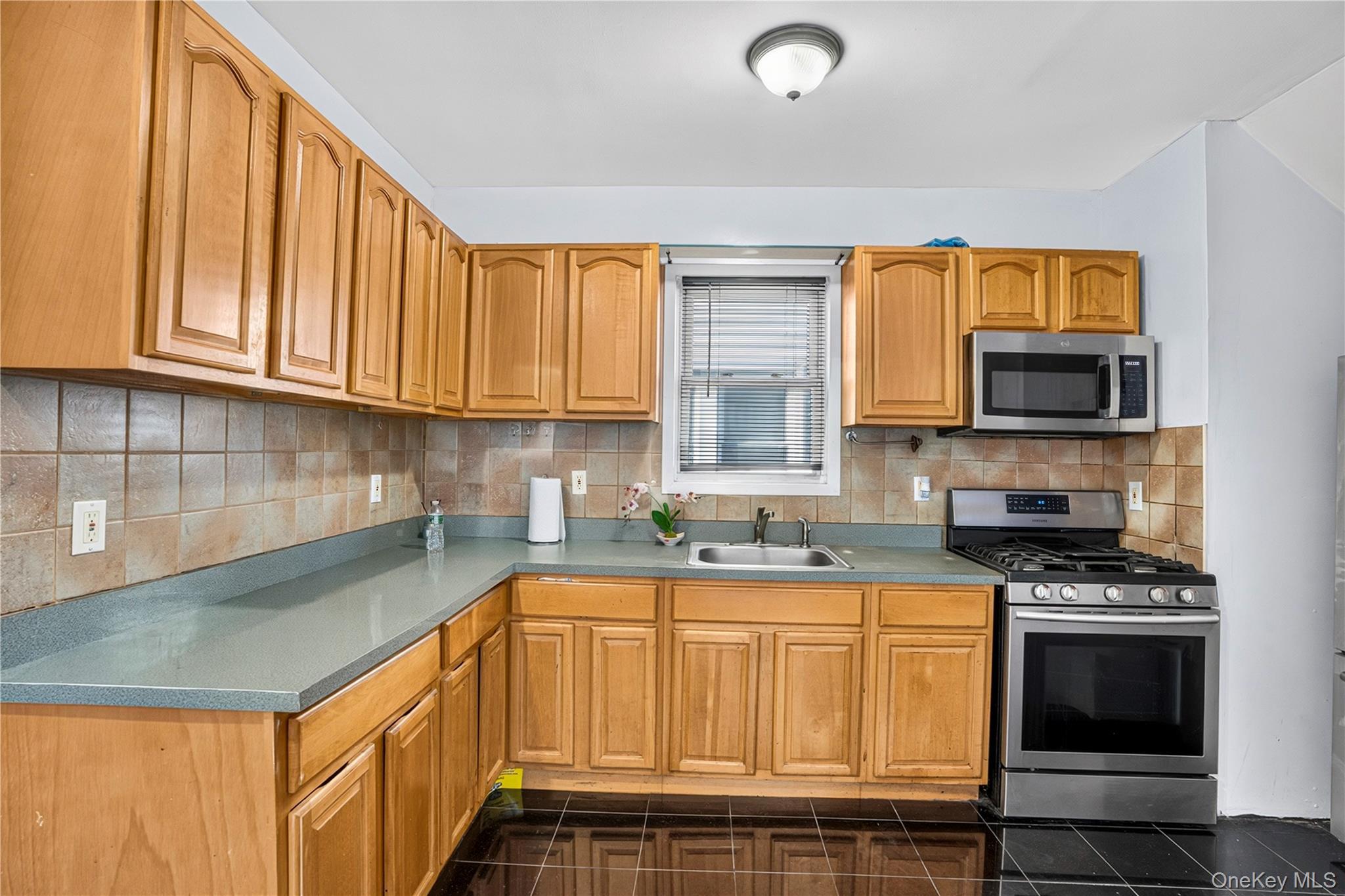 Single Family 209th Street Queens, NY 11429, MLS-1059353-12