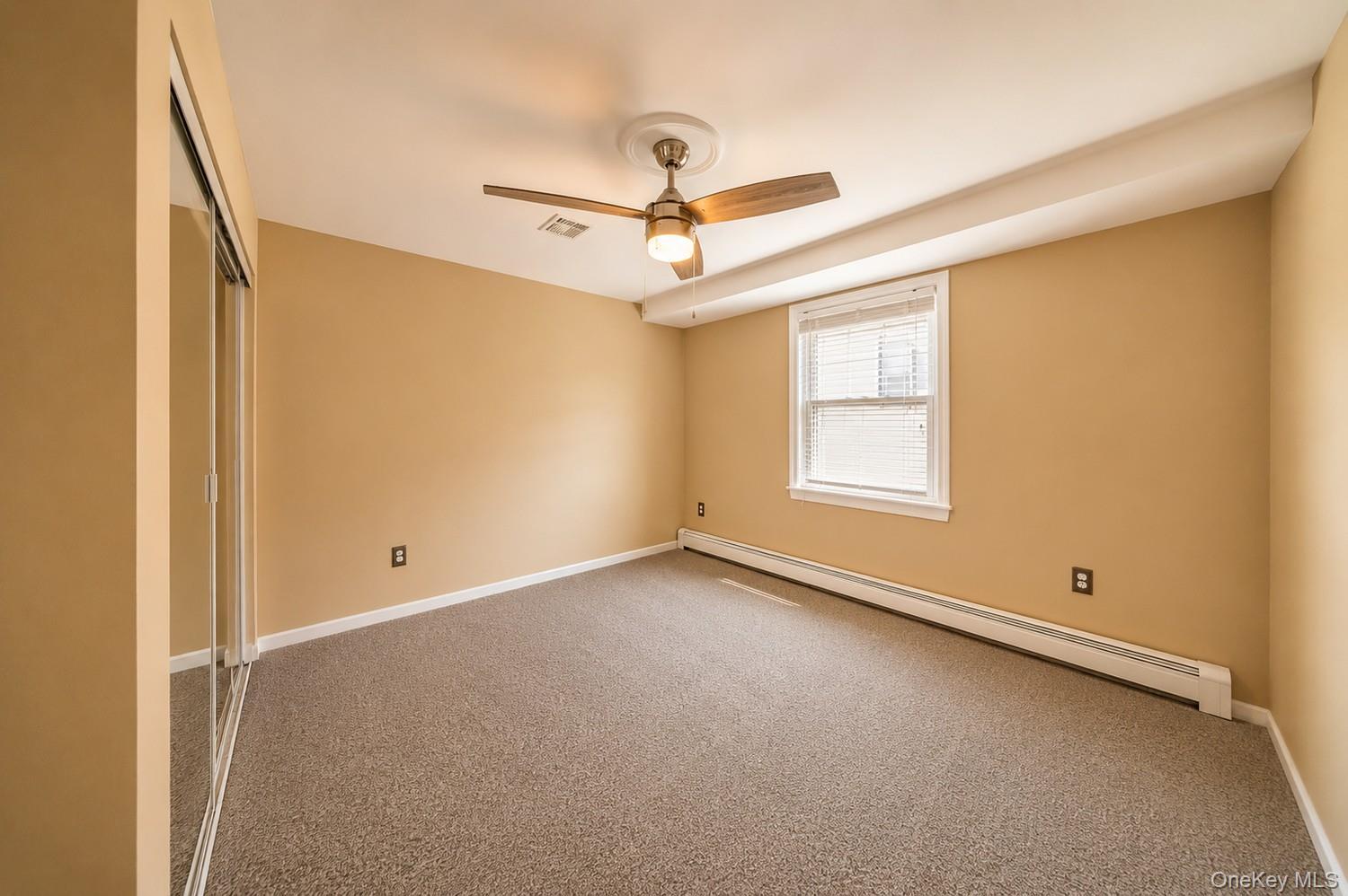 Single Family Amboy Road Staten Island, NY 10312, MLS-1059393-37