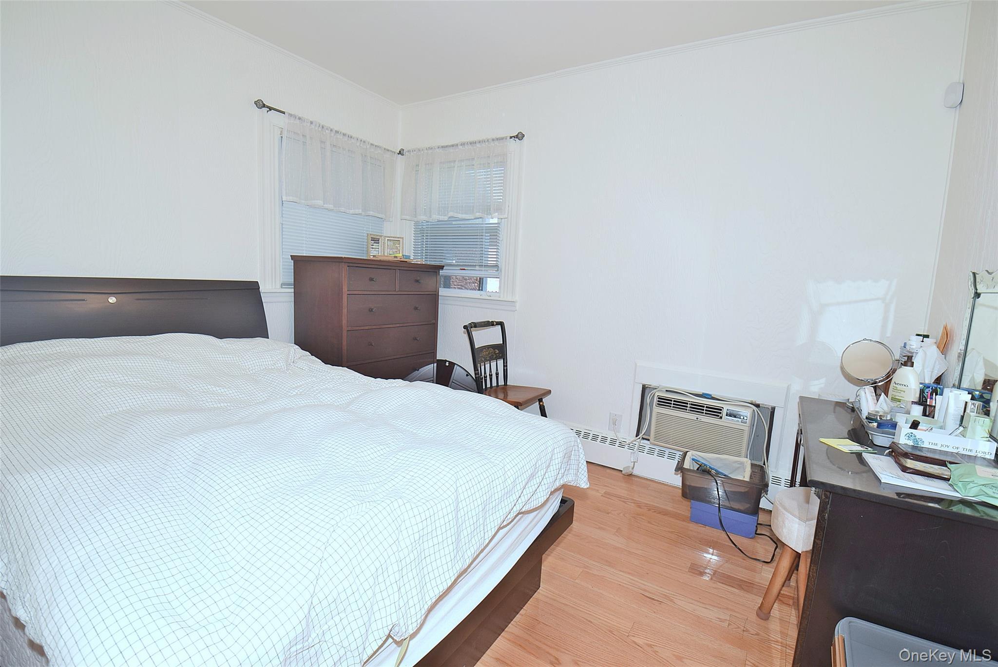 Single Family 228th Street Queens, NY 11364, MLS-1059405-14