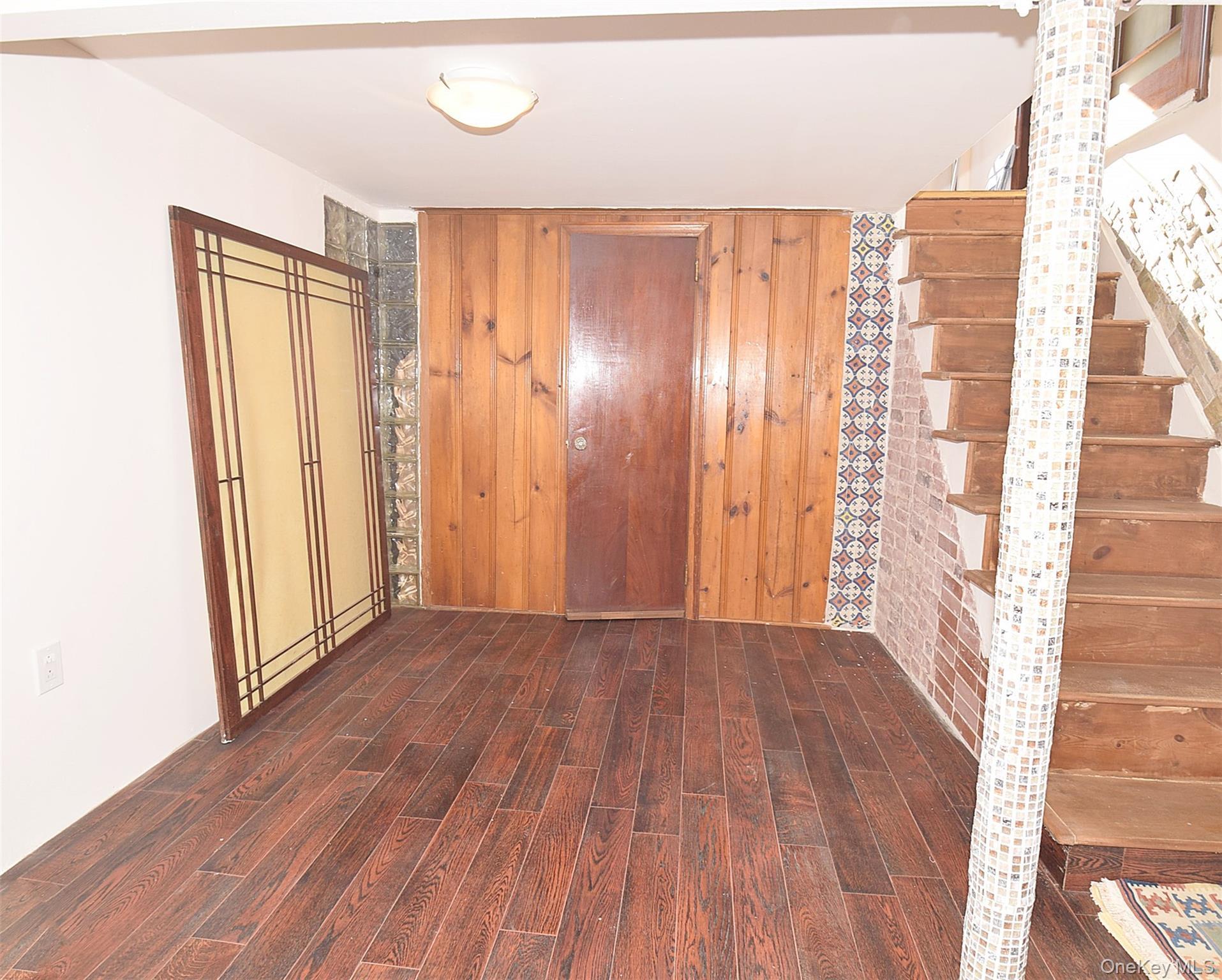 Single Family 228th Street Queens, NY 11364, MLS-1059405-17