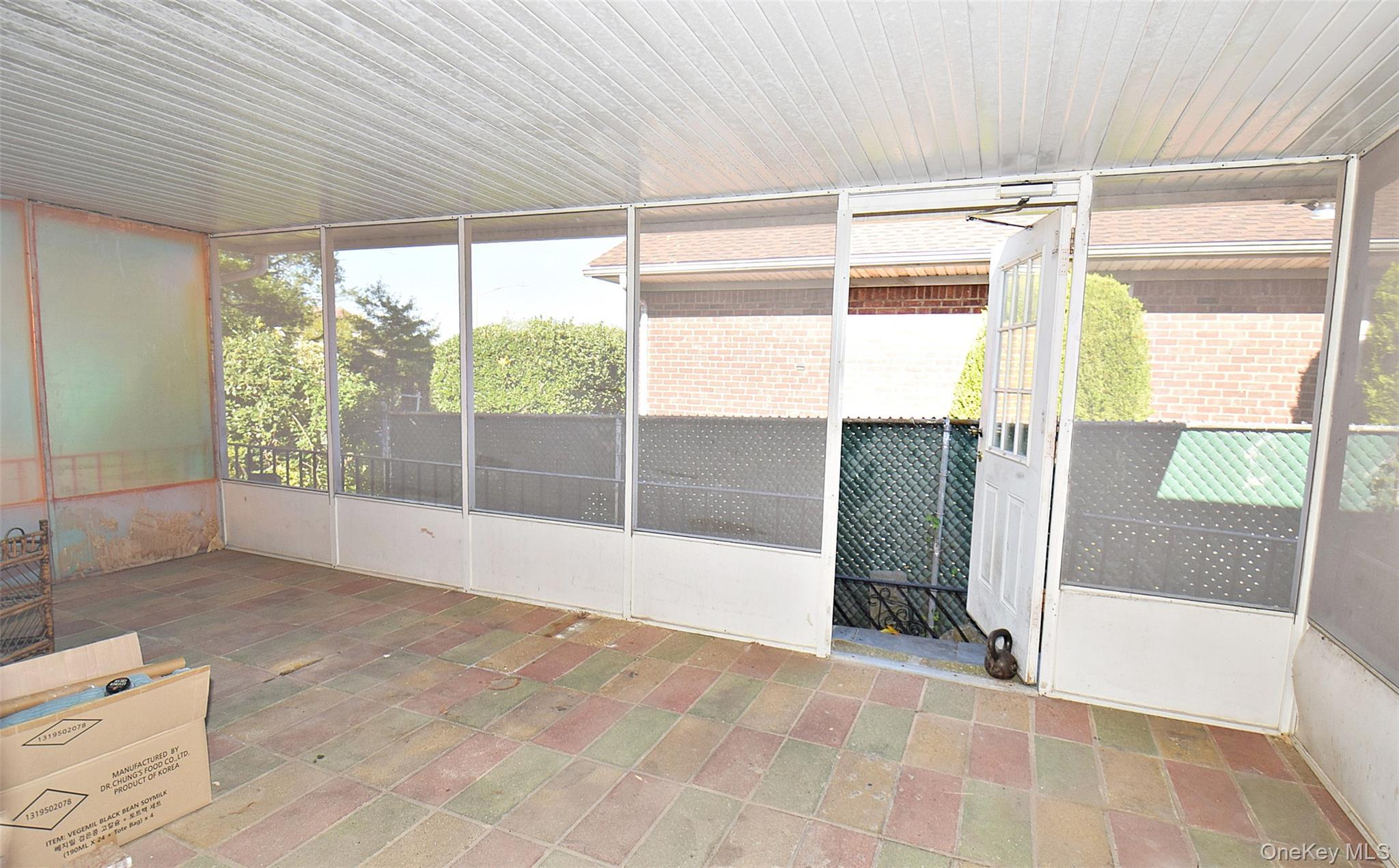 Single Family 228th Street Queens, NY 11364, MLS-1059405-19