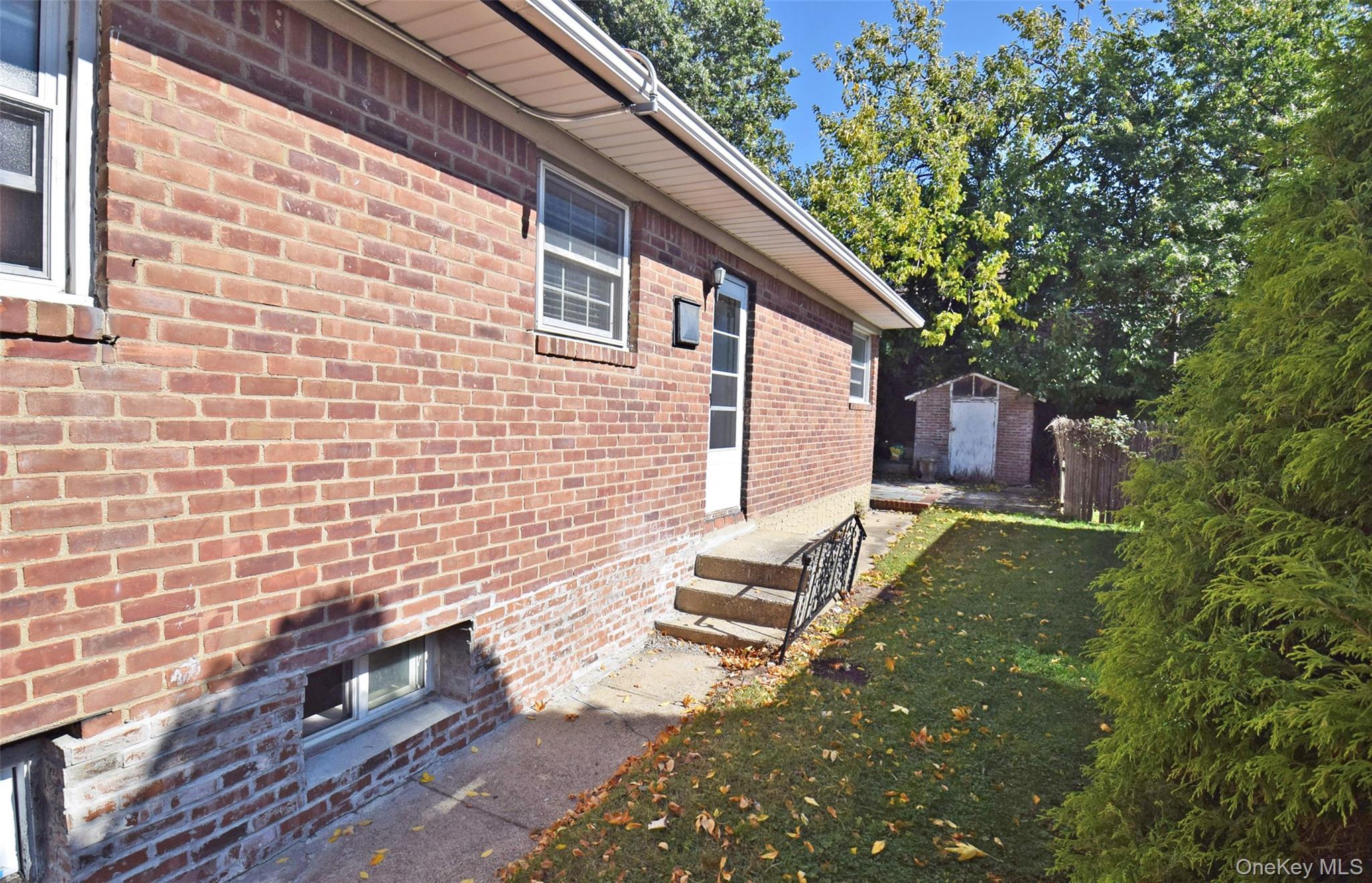 Single Family 228th Street Queens, NY 11364, MLS-1059405-23