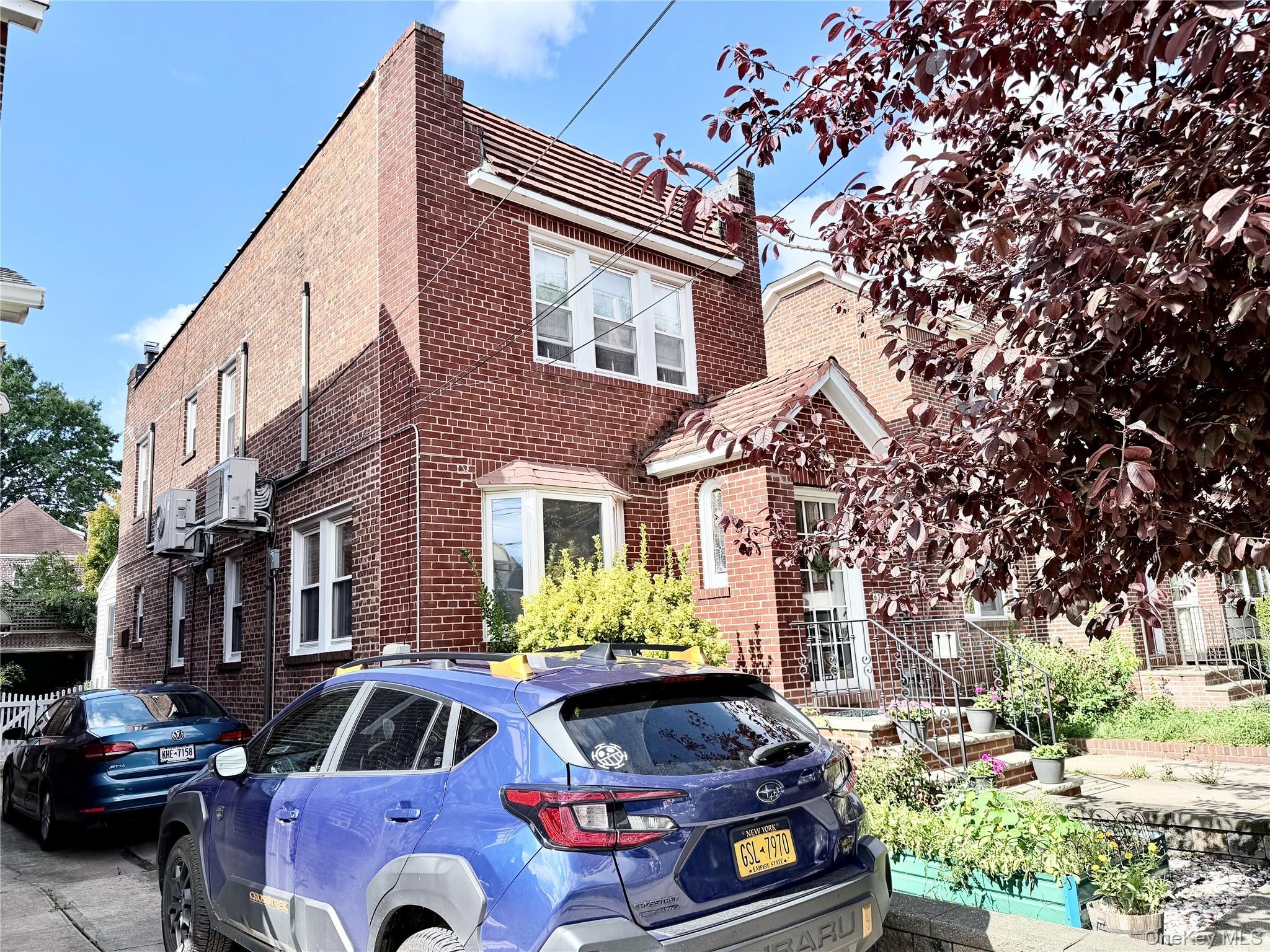 Single Family 84th Place  Queens, NY 11379, MLS-1059515-23