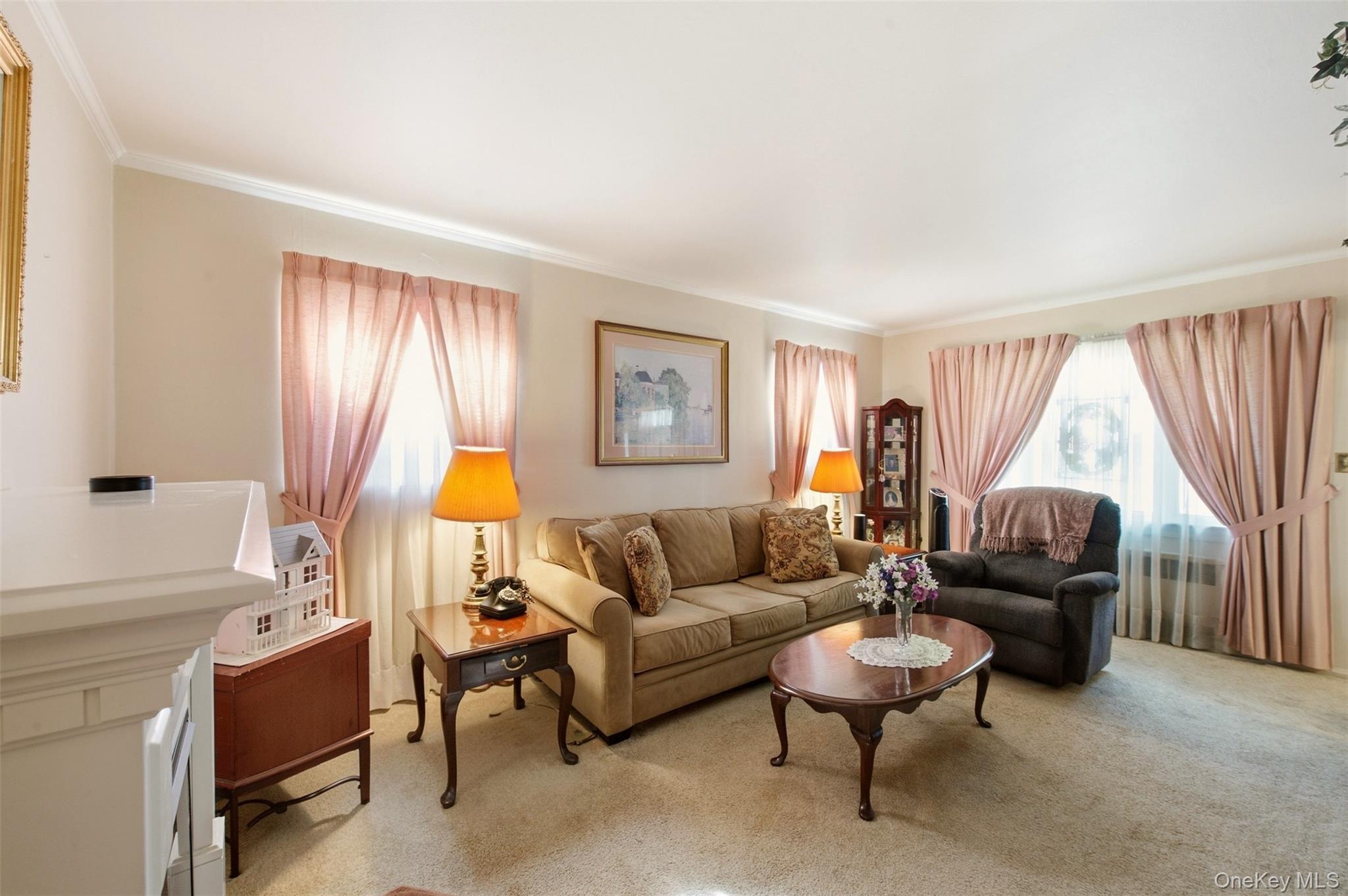 Single Family 259th Street Queens, NY 11004, MLS-1059547-3