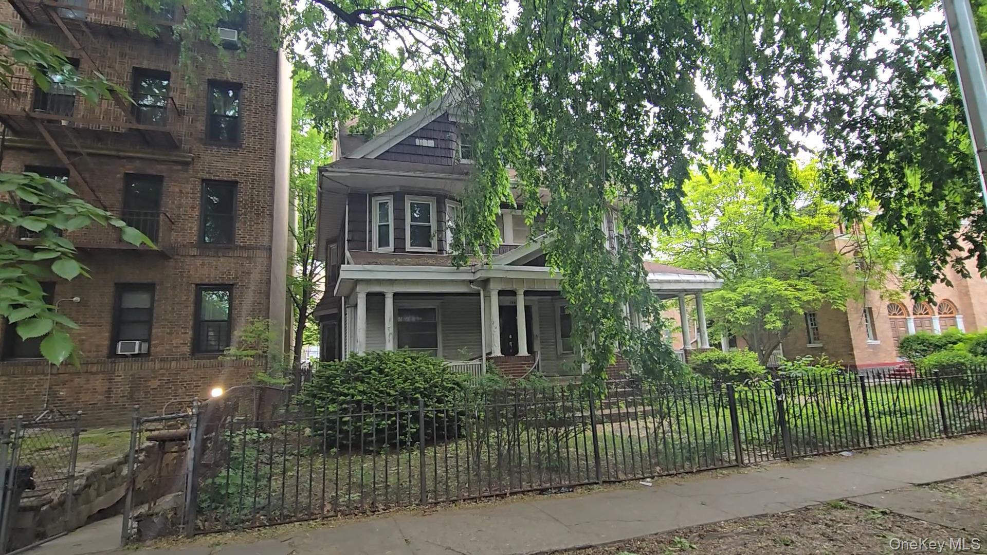 Single Family Lincoln Road  Brooklyn, NY 11225, MLS-1059590-3