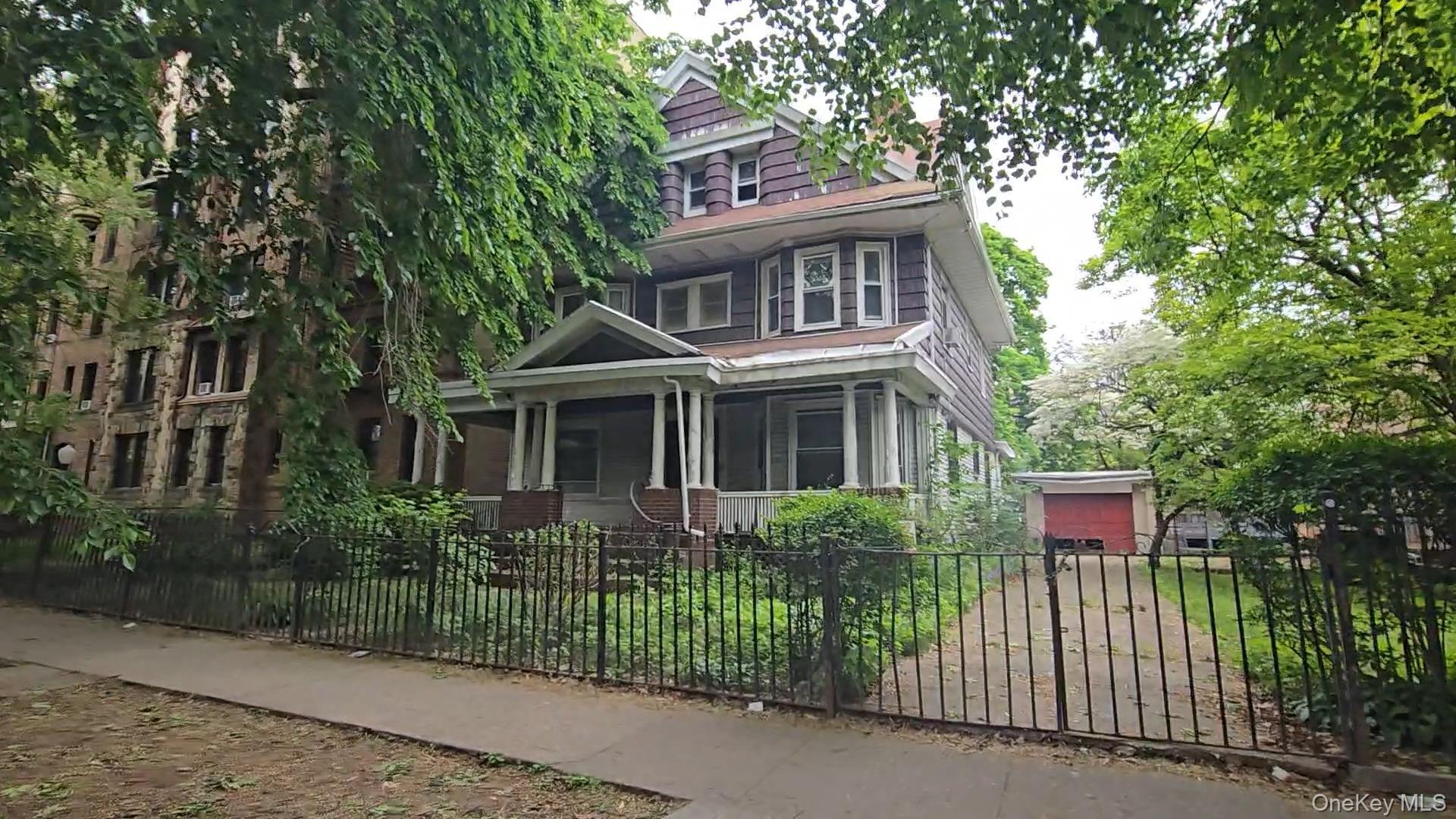 Single Family Lincoln Road  Brooklyn, NY 11225, MLS-1059590-4