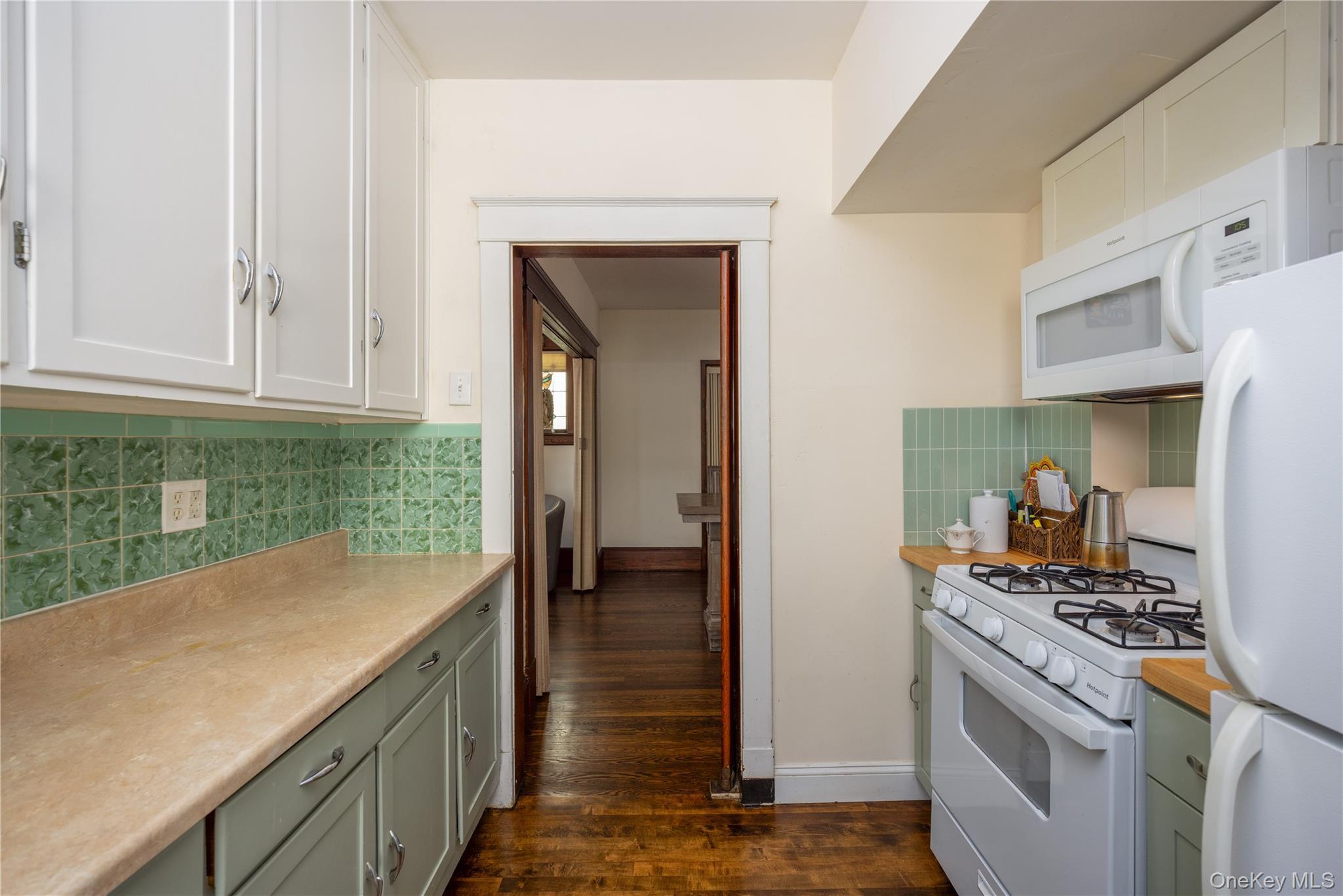 Single Family Spring Street Rockland County, NY 10927, MLS-1059595-20