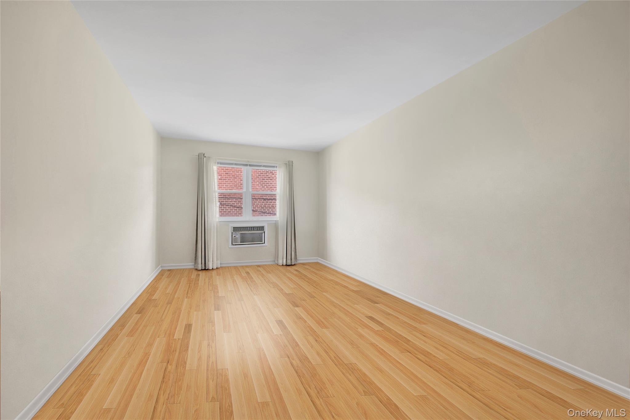 Single Family 166th Street  Queens, NY 11358, MLS-1059616-12