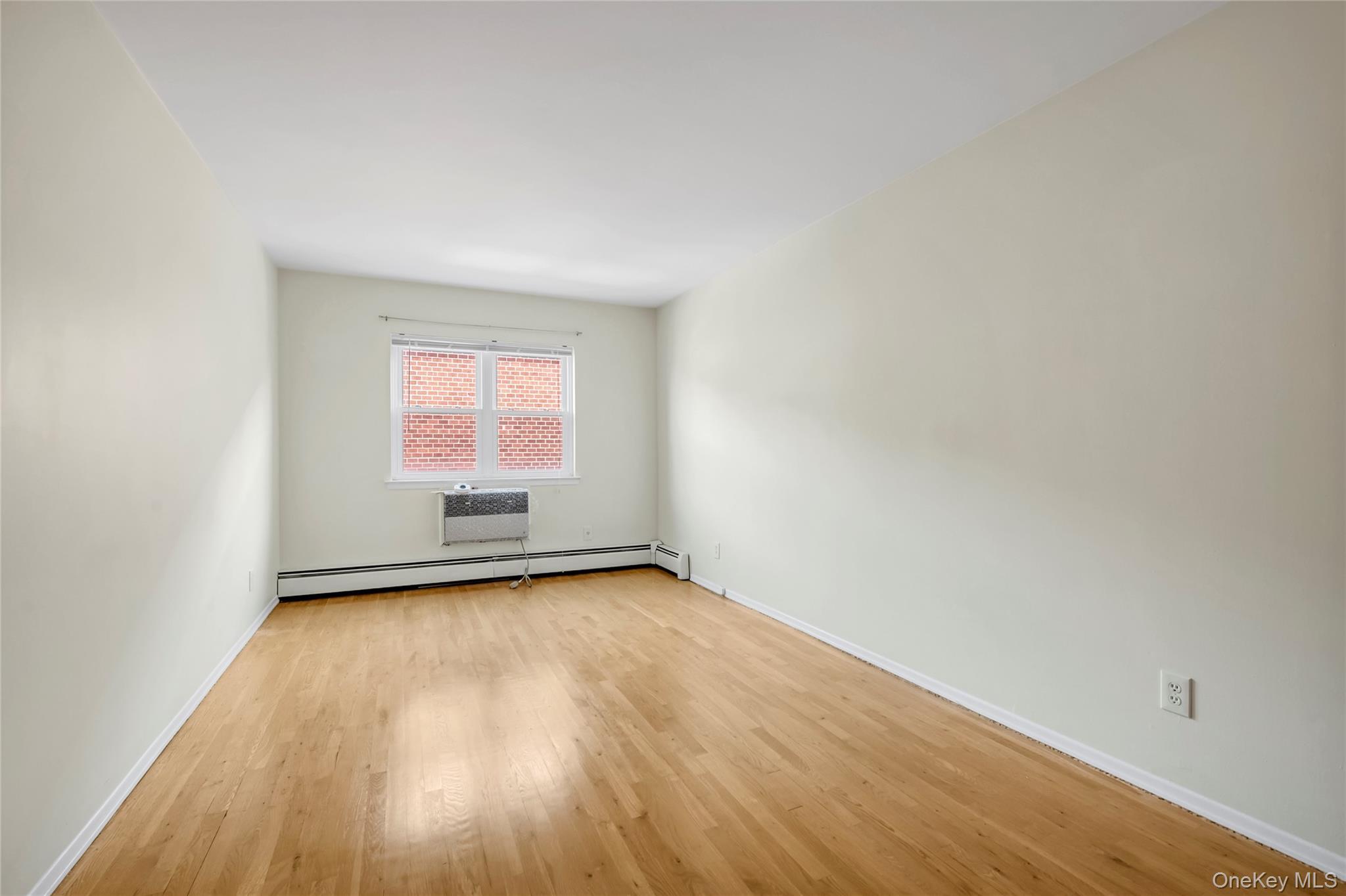 Single Family 166th Street  Queens, NY 11358, MLS-1059616-20