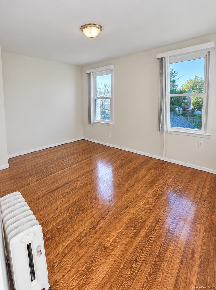 Single Family Whitelaw Street Queens, NY 11417, MLS-1059620-17