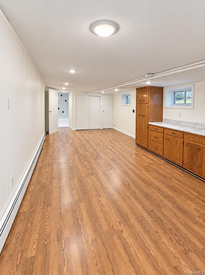 Single Family Whitelaw Street Queens, NY 11417, MLS-1059620-23