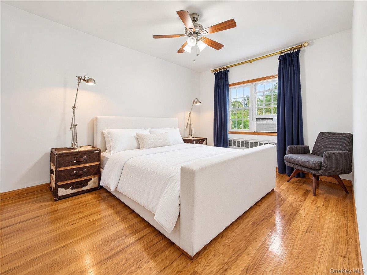 Single Family Utopia Parkway  Queens, NY 11366, MLS-1059695-15