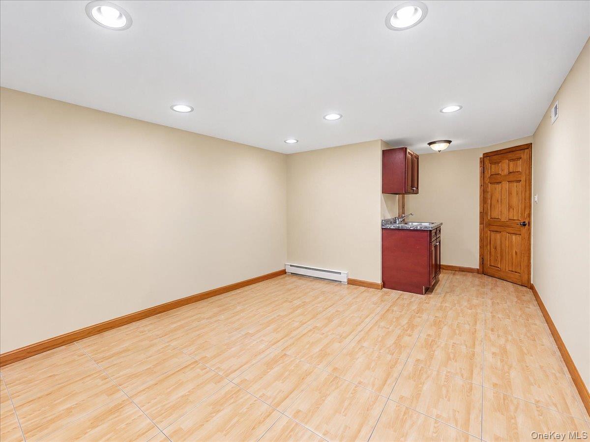 Single Family Utopia Parkway  Queens, NY 11366, MLS-1059695-20