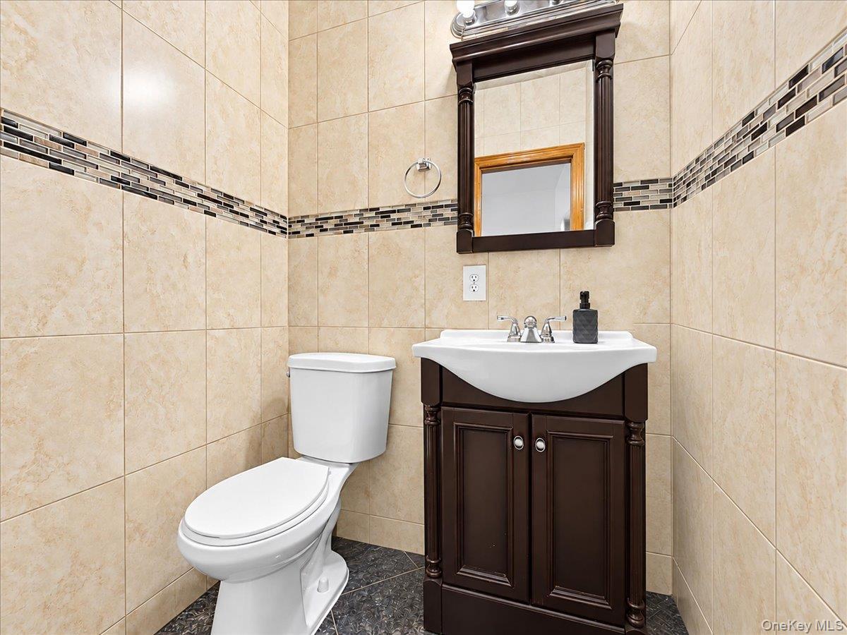 Single Family Utopia Parkway  Queens, NY 11366, MLS-1059695-7