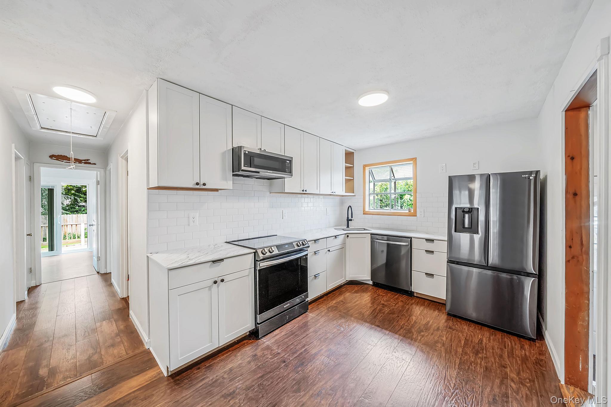 Single Family Trafalgar Drive  Suffolk County, NY 11967, MLS-1059794-6