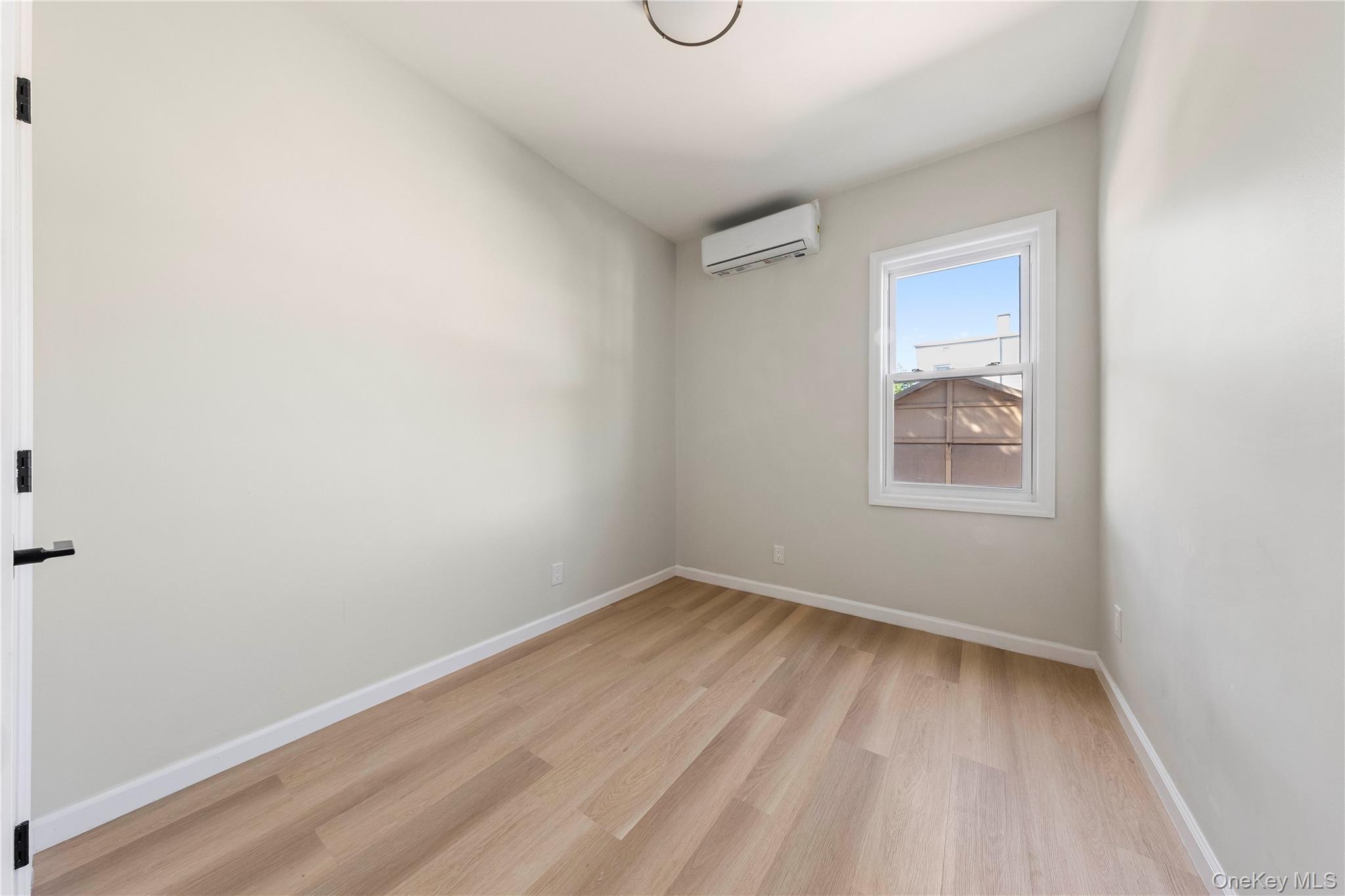 Single Family 126th Street Queens, NY 11356, MLS-1059809-7