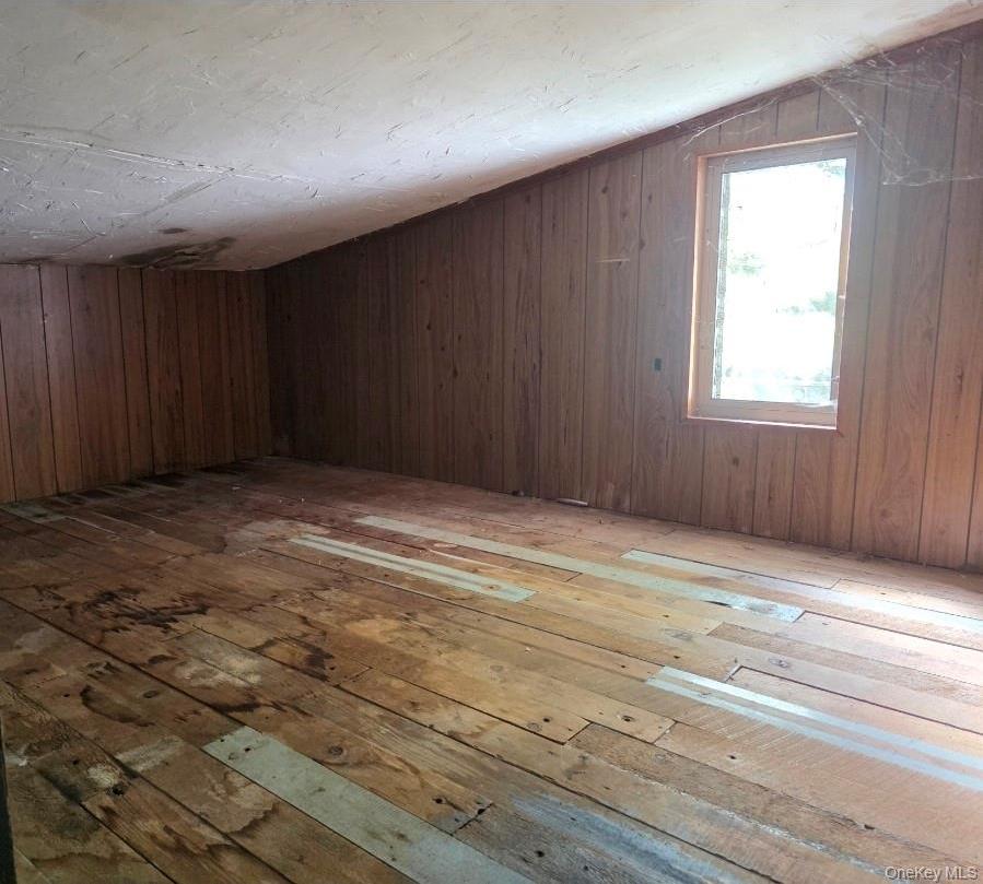 Single Family Locust Drive  Suffolk County, NY 11778, MLS-1059871-6