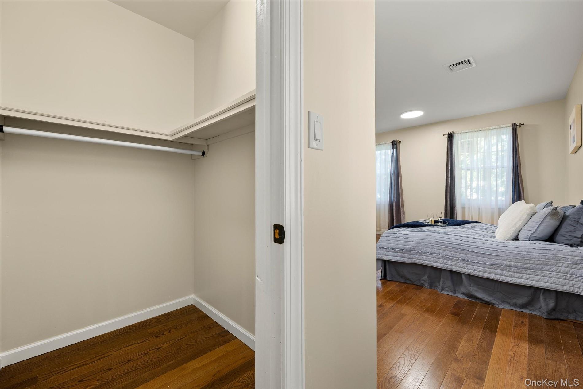 Single Family 124th Avenue  Queens, NY 11434, MLS-1059911-26