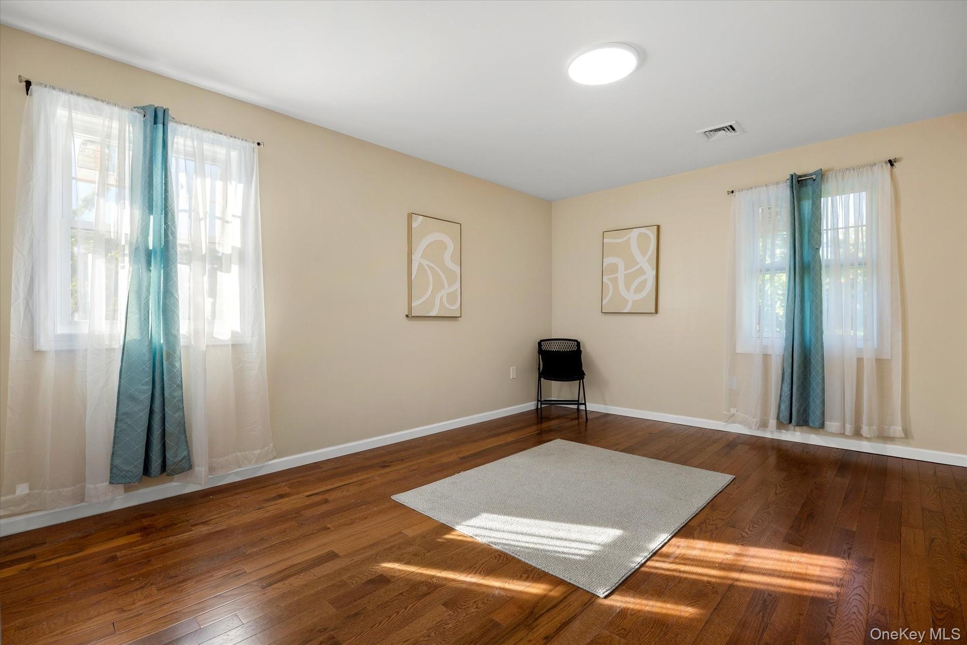 Single Family 124th Avenue  Queens, NY 11434, MLS-1059911-28