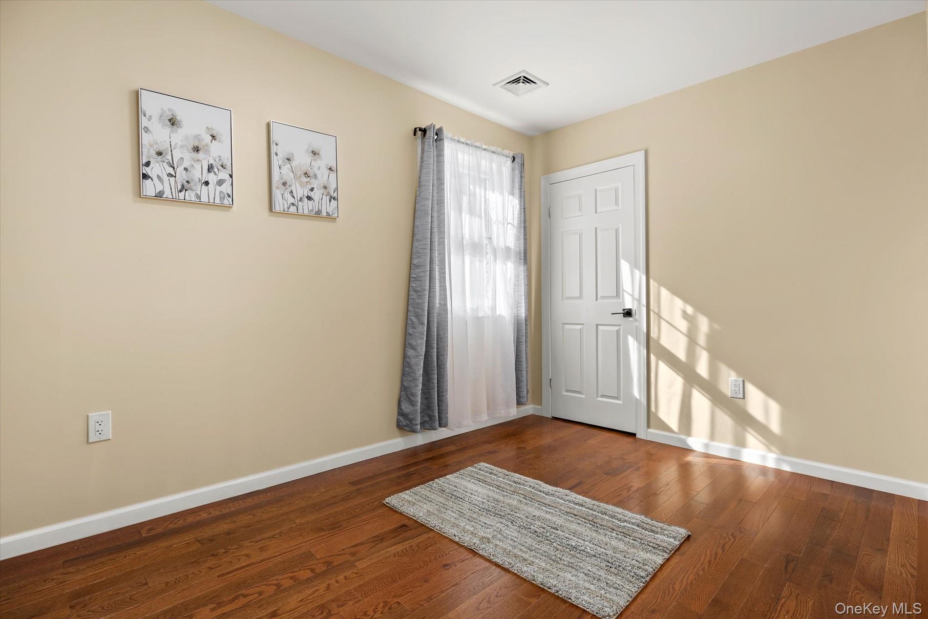 Single Family 124th Avenue  Queens, NY 11434, MLS-1059911-29