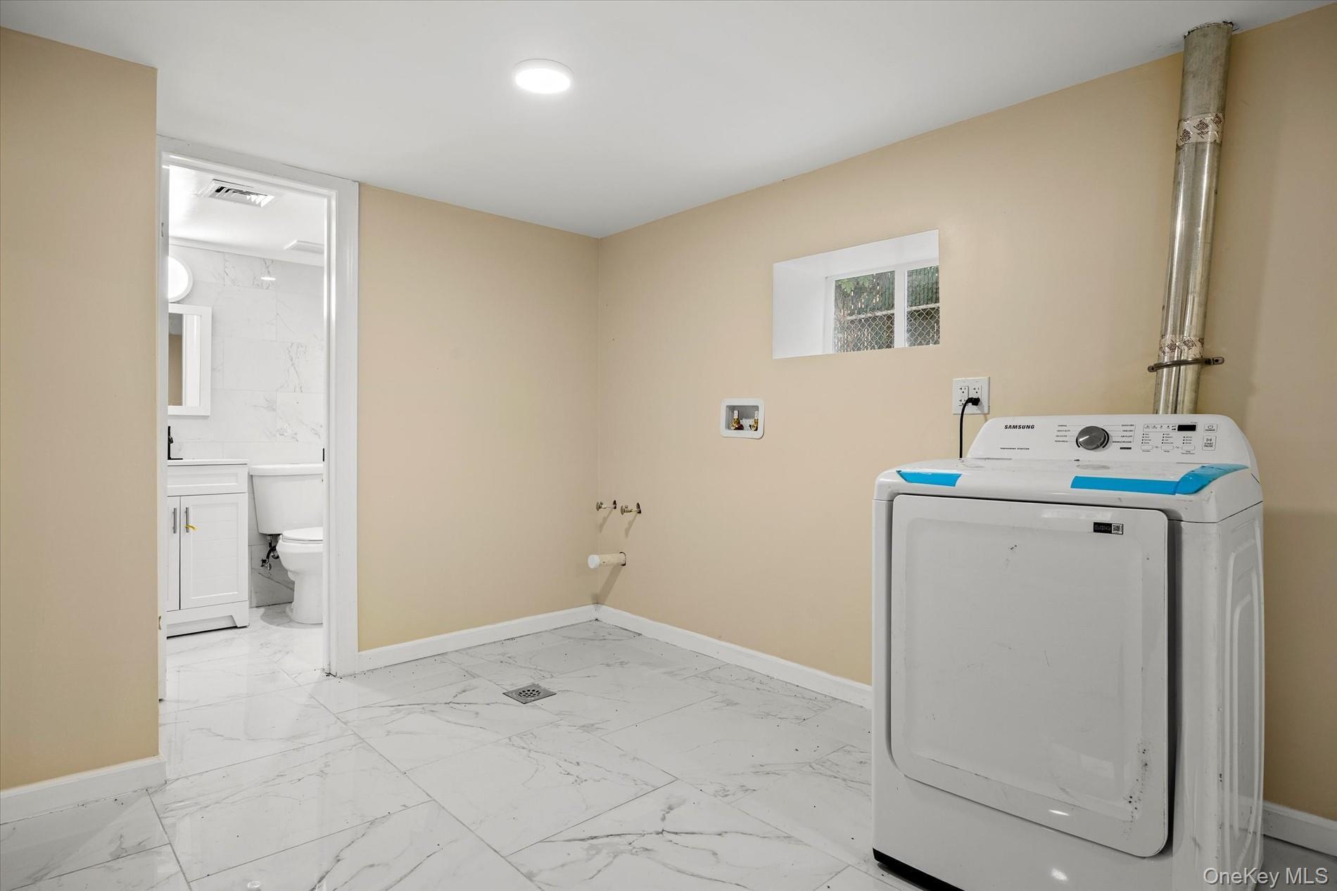 Single Family 124th Avenue  Queens, NY 11434, MLS-1059911-33