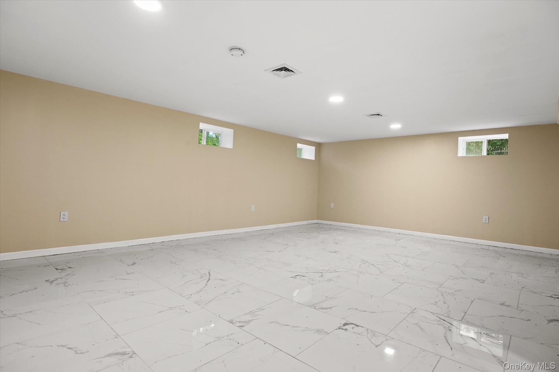 Single Family 124th Avenue  Queens, NY 11434, MLS-1059911-35