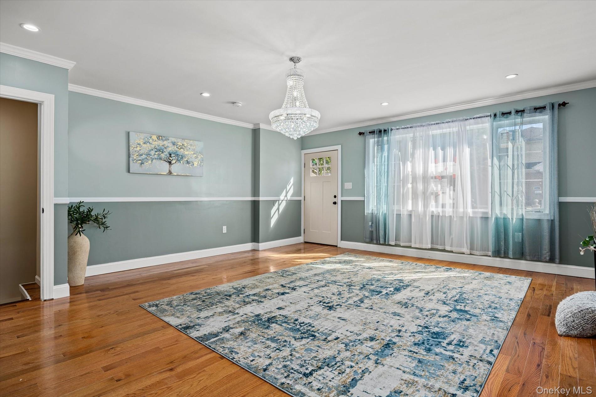 Single Family 124th Avenue  Queens, NY 11434, MLS-1059911-5