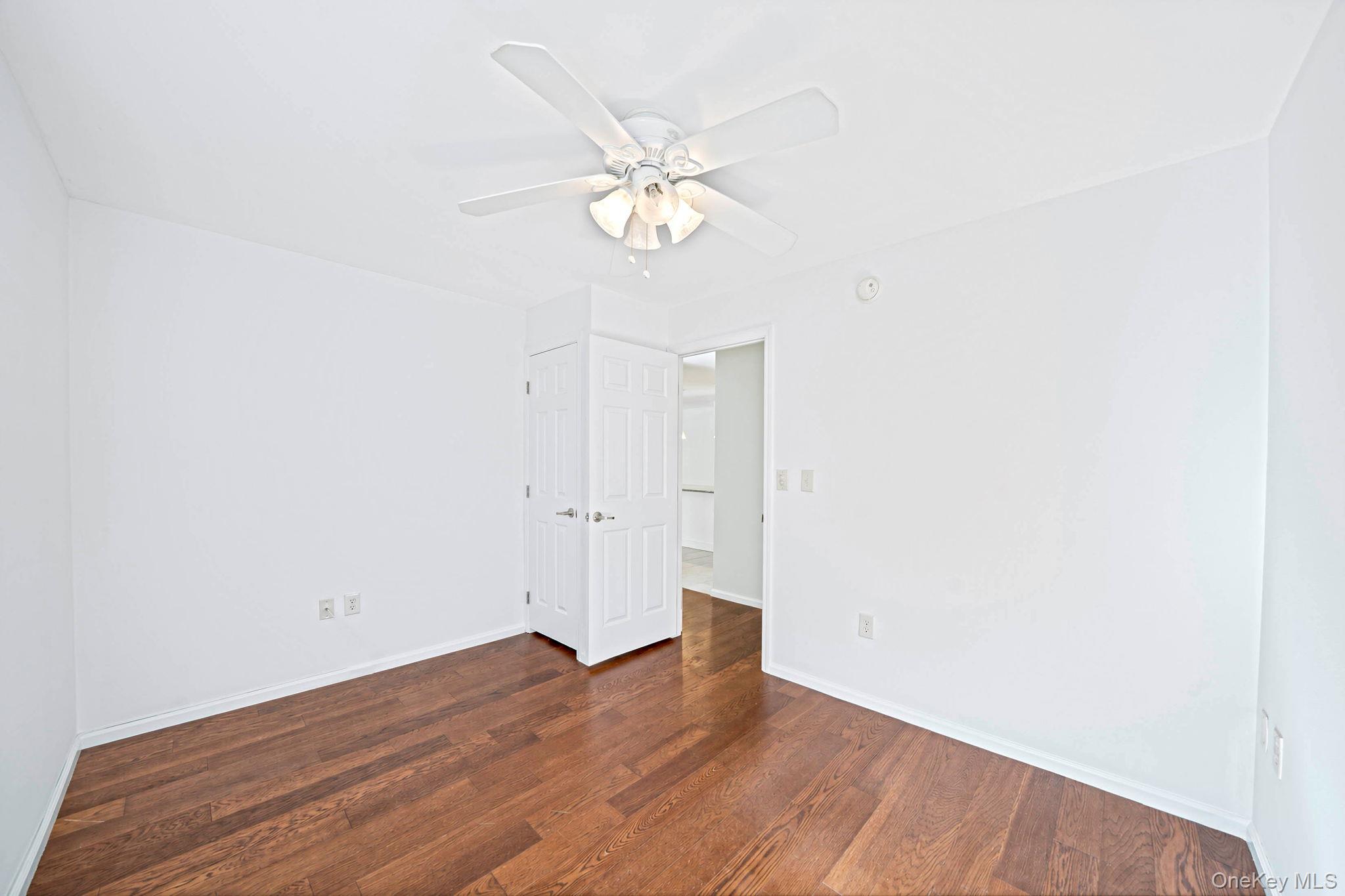 Single Family Old Country Road  Suffolk County, NY 11901, MLS-1059912-24