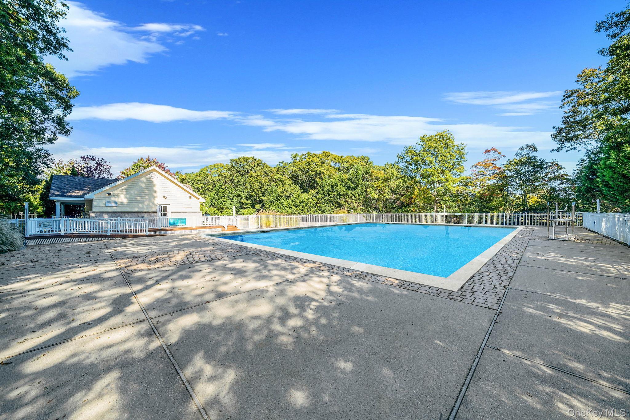 Single Family Old Country Road  Suffolk County, NY 11901, MLS-1059912-46