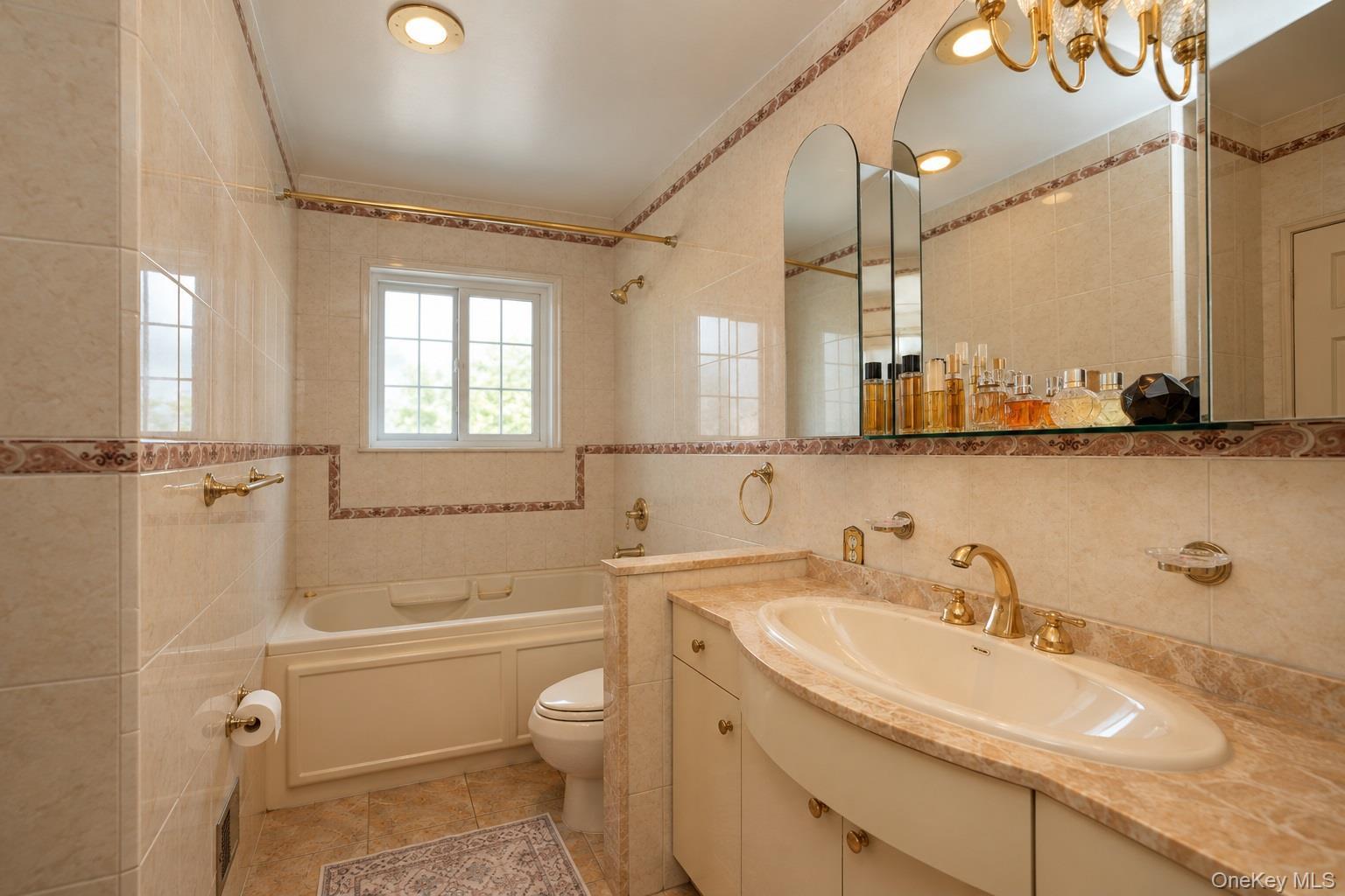 Single Family 90th Street  Queens, NY 11414, MLS-1059929-21