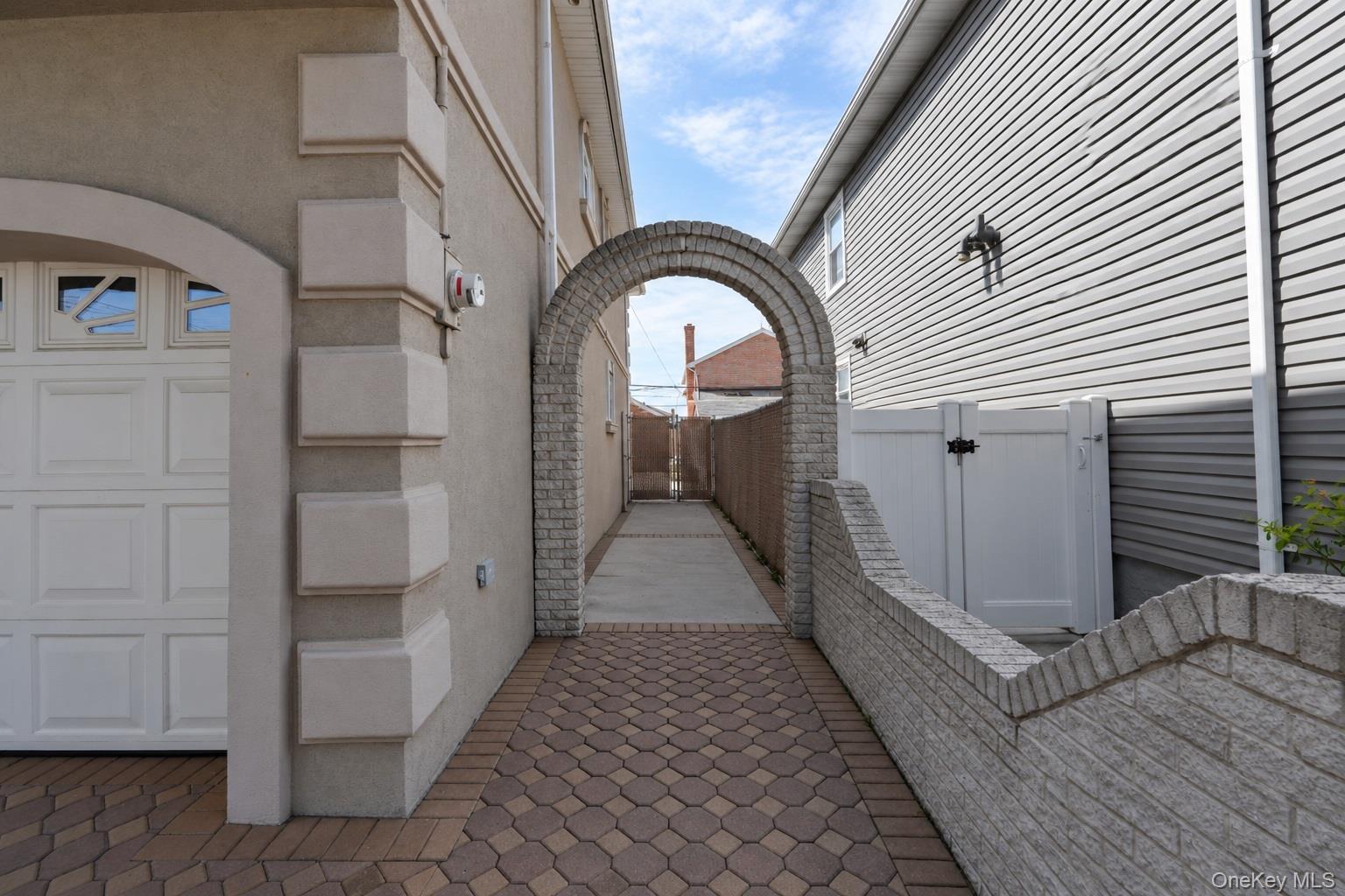 Single Family 90th Street  Queens, NY 11414, MLS-1059929-24
