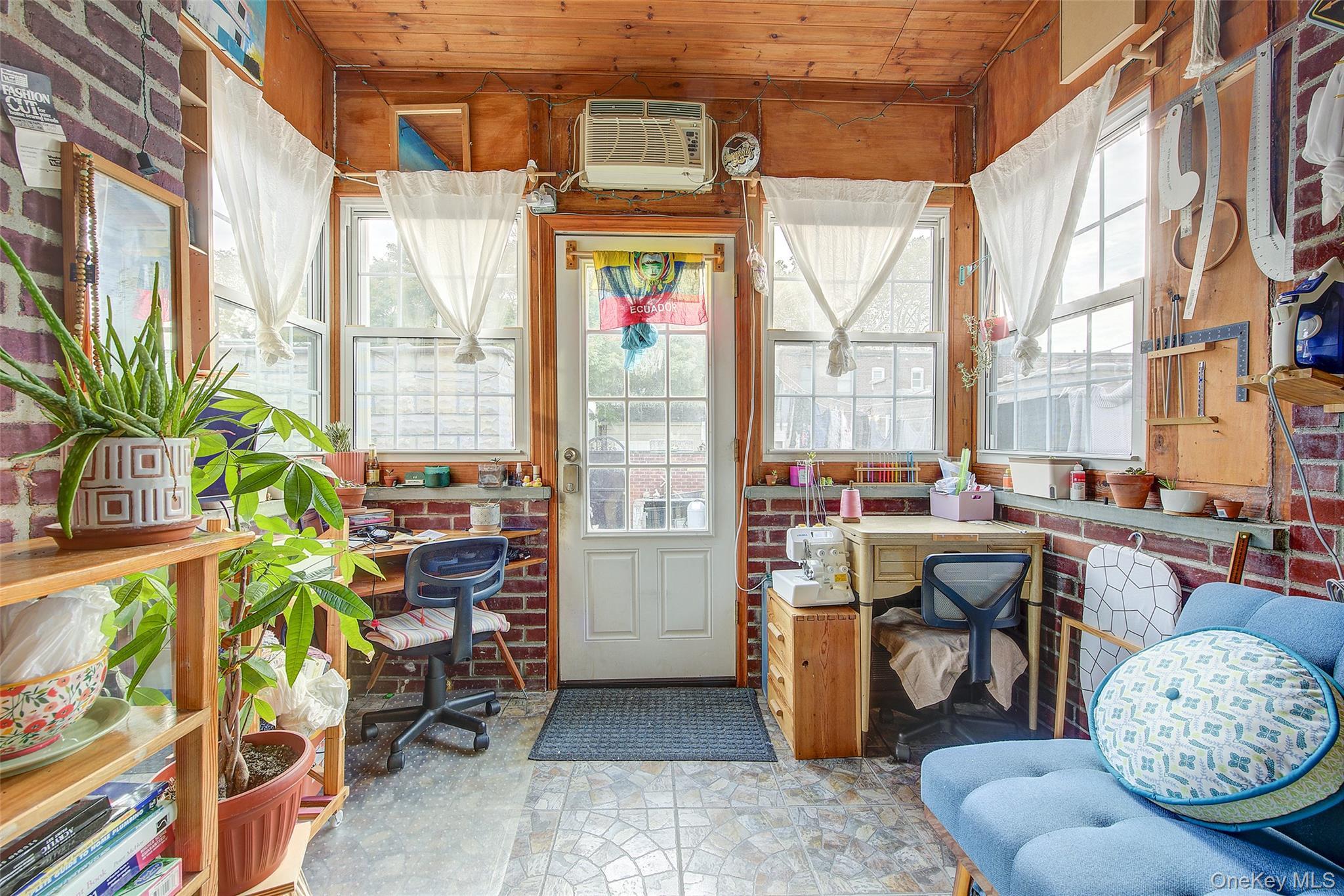 Single Family 84th Place  Queens, NY 11379, MLS-1059951-11