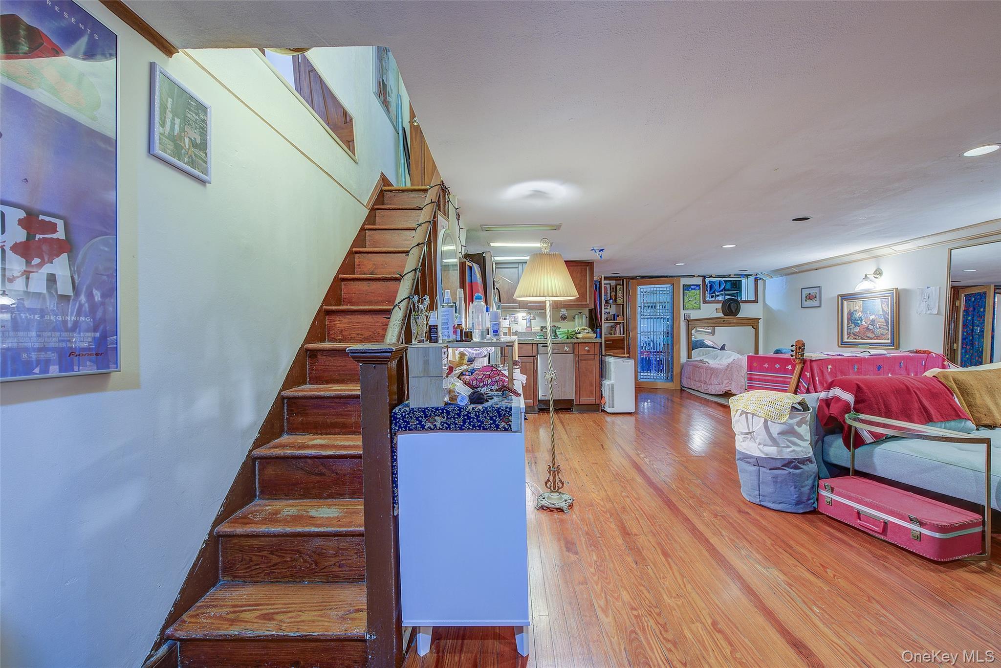 Single Family 84th Place  Queens, NY 11379, MLS-1059951-27