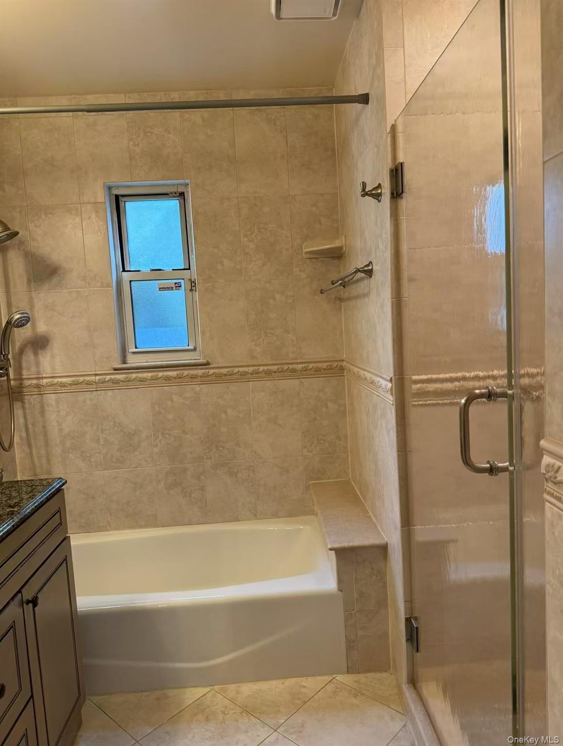 Single Family 43rd Ave Queens, NY 11361, MLS-1060013-10