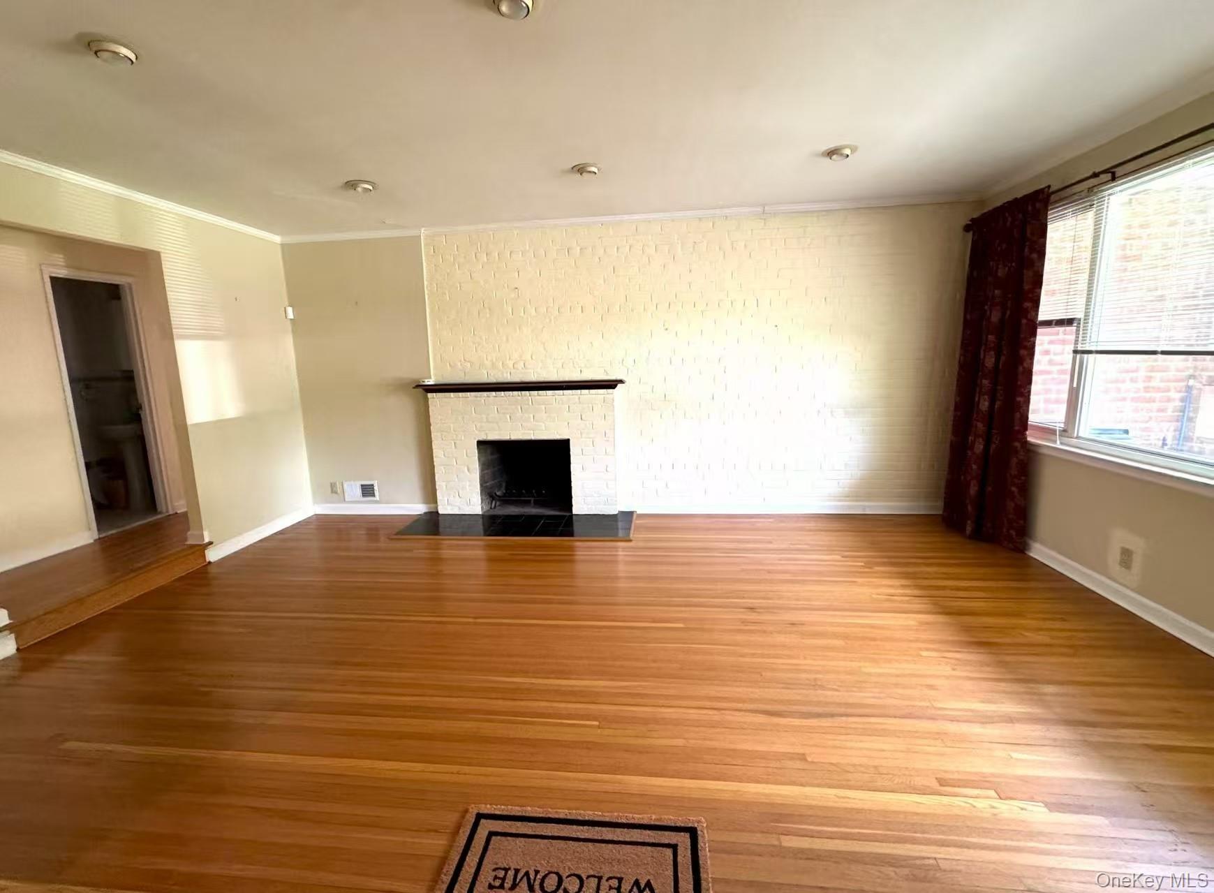 Single Family 43rd Ave Queens, NY 11361, MLS-1060013-12