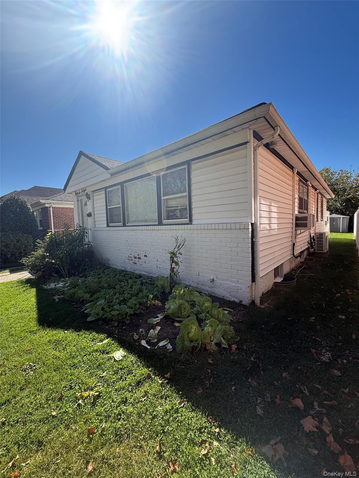 Single Family 230th Street Queens, NY 11364, MLS-1060031-4