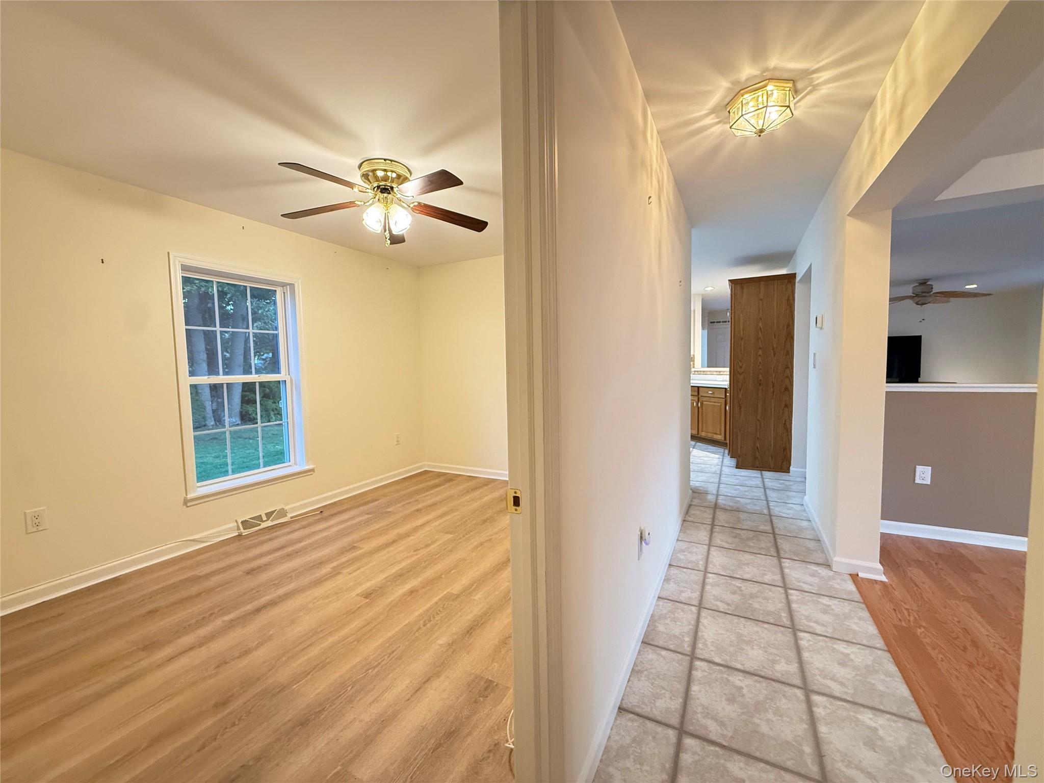 Single Family Middle Road  Suffolk County, NY 11933, MLS-1060050-15