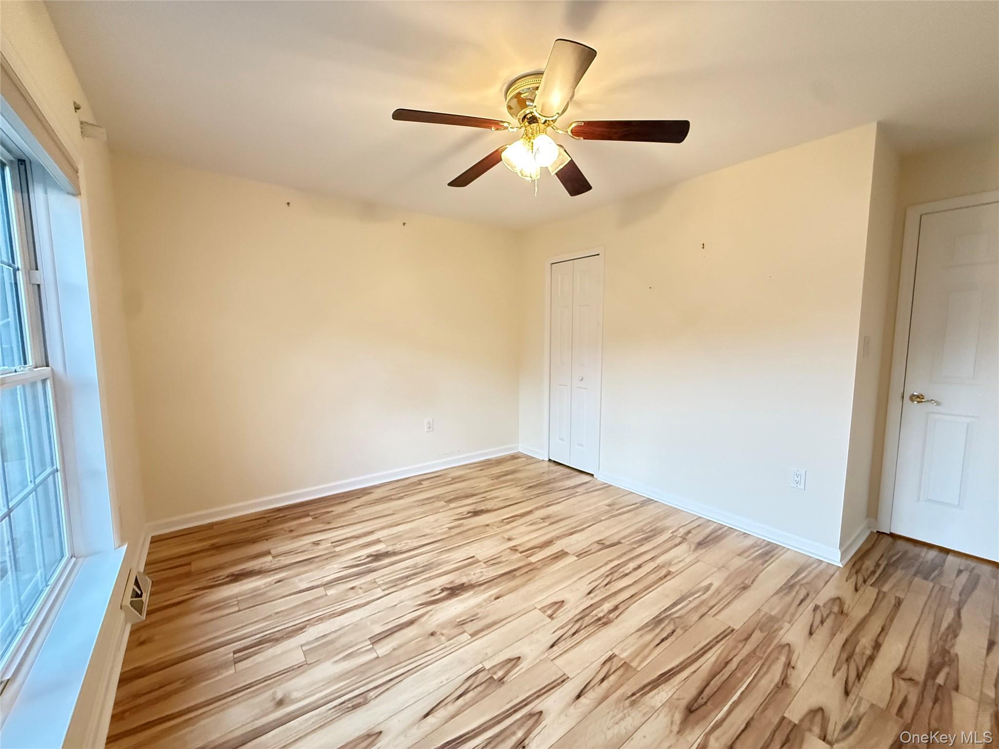 Single Family Middle Road  Suffolk County, NY 11933, MLS-1060050-26