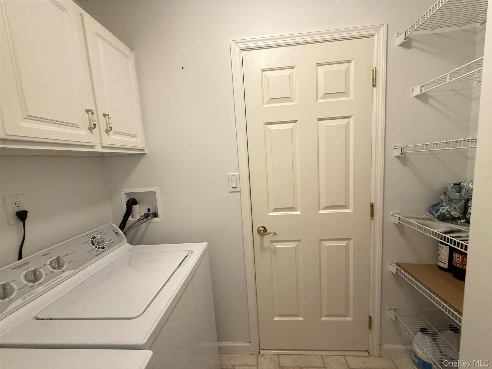 Single Family Middle Road Suffolk County, NY 11933, MLS-1060050-28